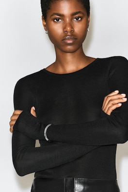 SLIM MERINO WOOL TOP — BLACK 5