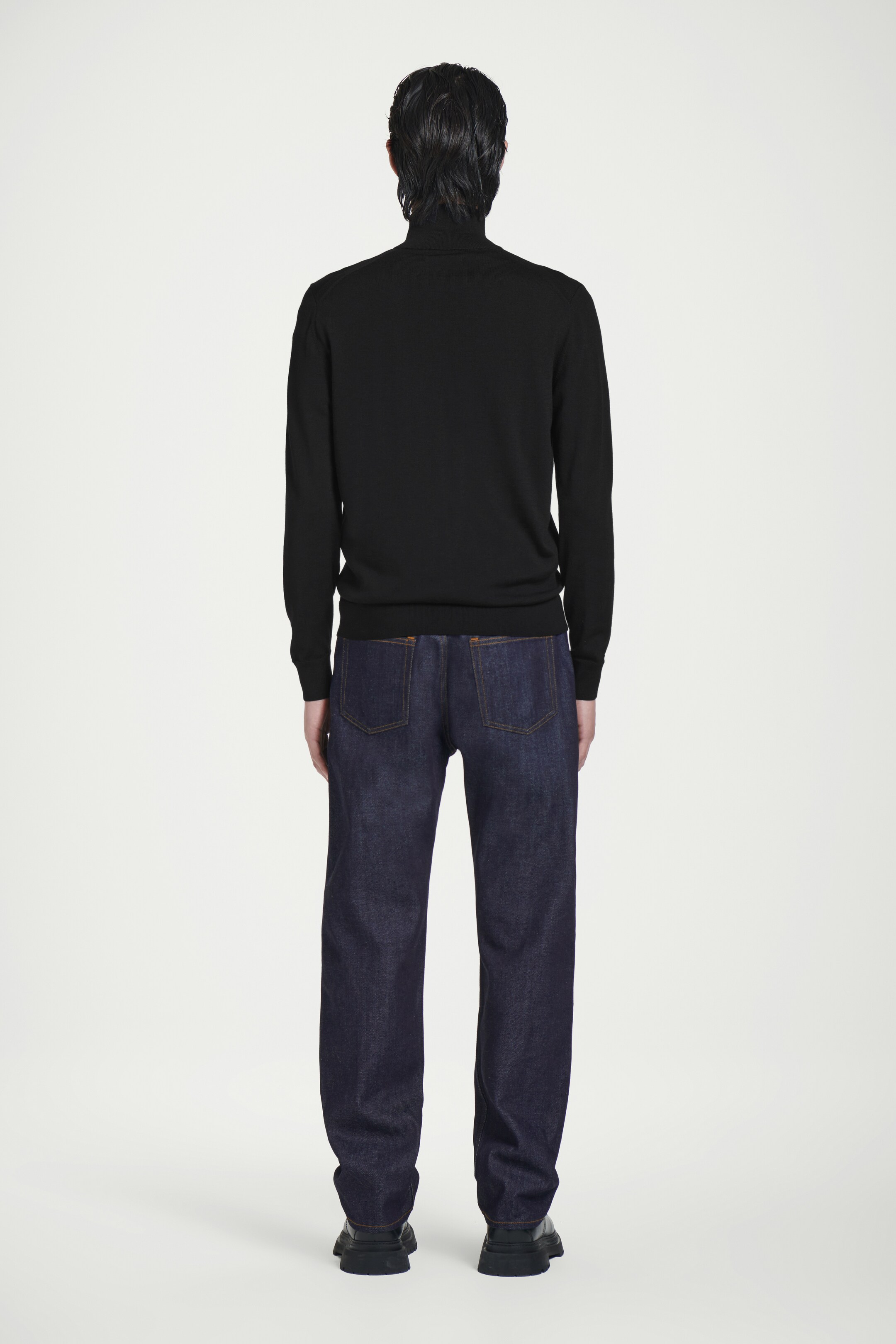 Größeres Bild ansehen: STRICKJACKE AUS MERINOWOLLE MIT STEHKRAGEN - SCHWARZ - Men | H&M DE 4