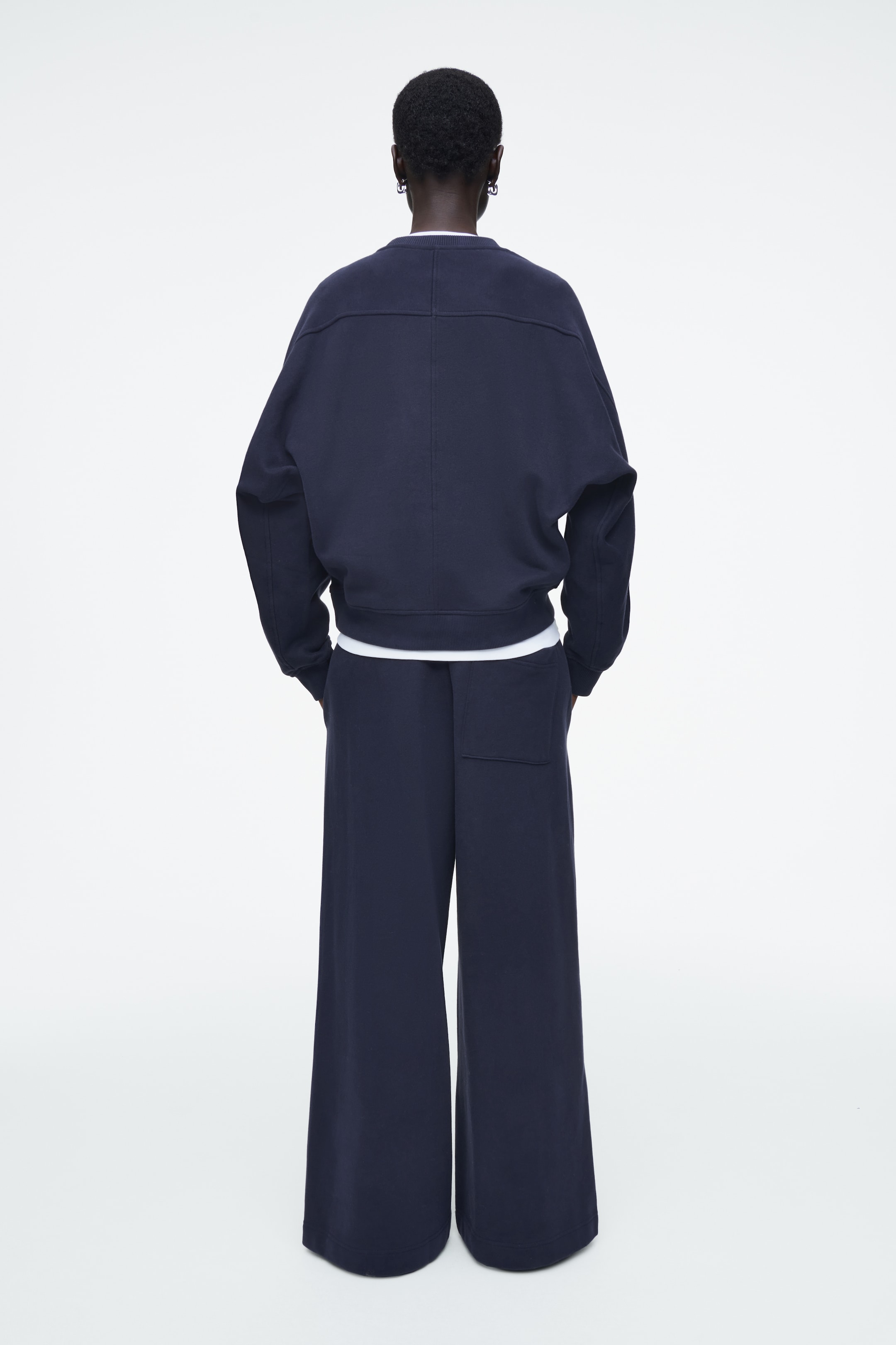 View larger image: ROUNDED COTTON-JERSEY SWEATSHIRT - NAVY - Ladies | H&M GB 4