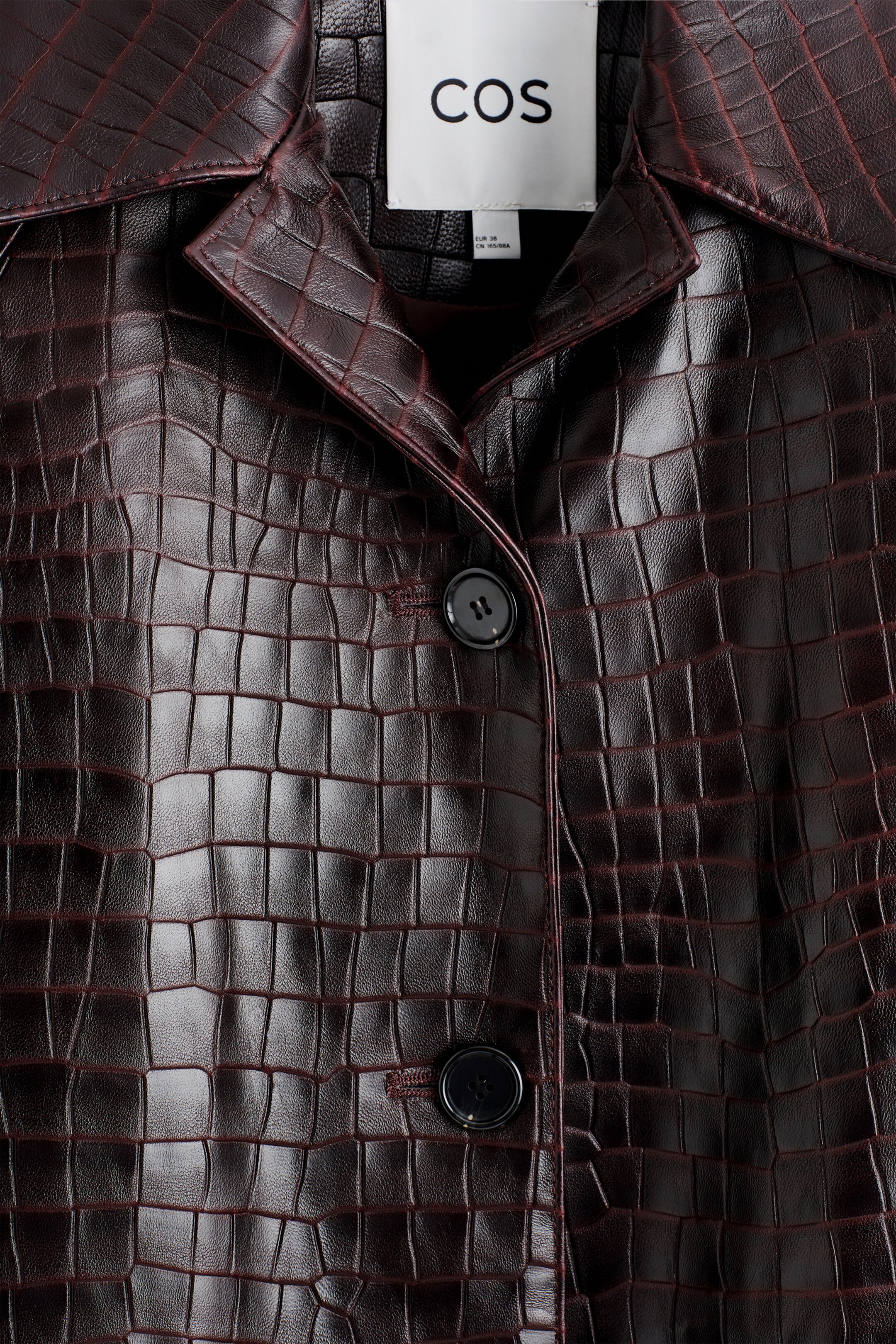 Visualizza immagine più grande: CAPPOTTO IN PELLE EFFETTO COCCODRILLO - MARRONE SCURO - DONNA | H&M IT 8