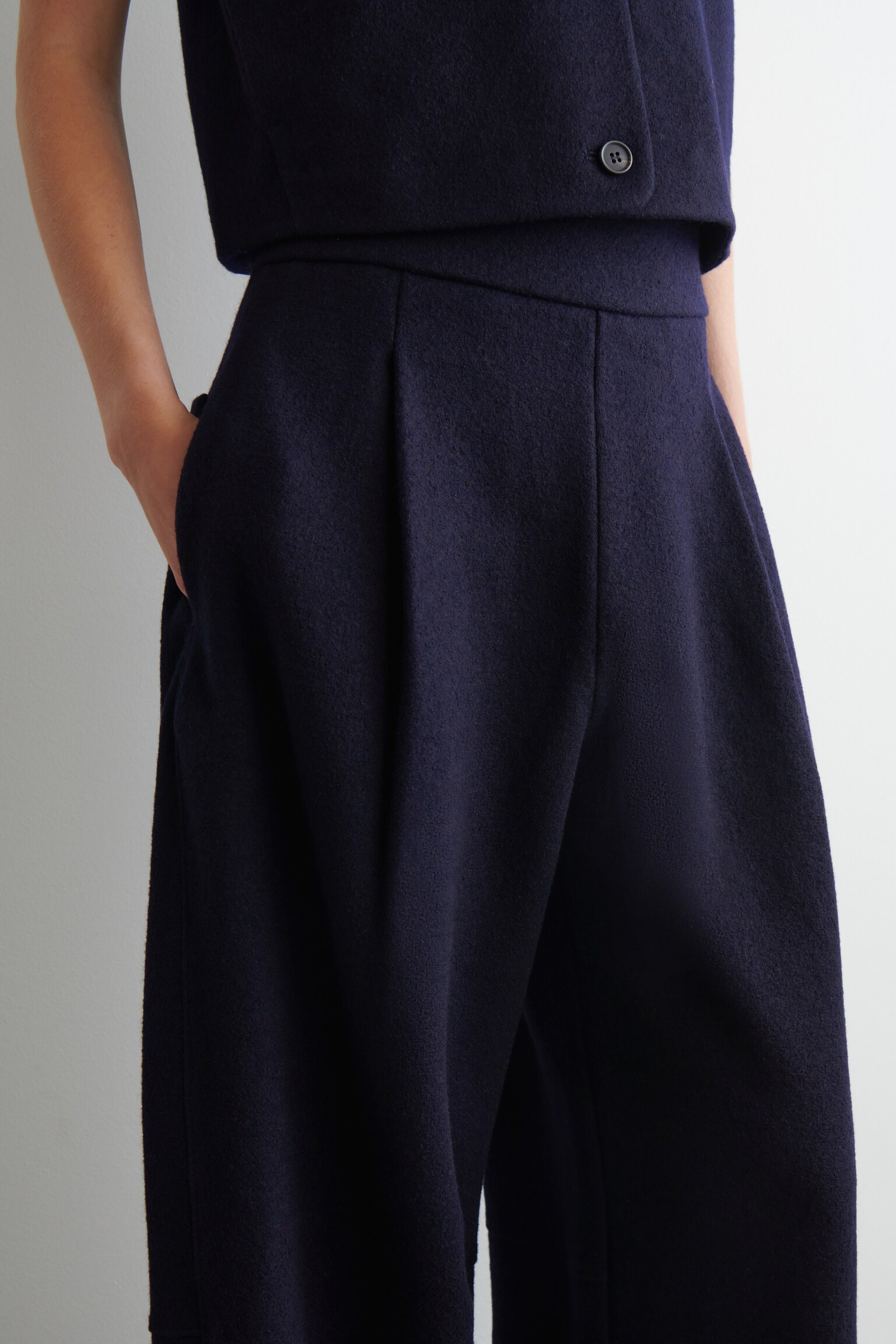 PANTALON BARREL EN LAINE BOUILLIE - BLEU MARINE - 4