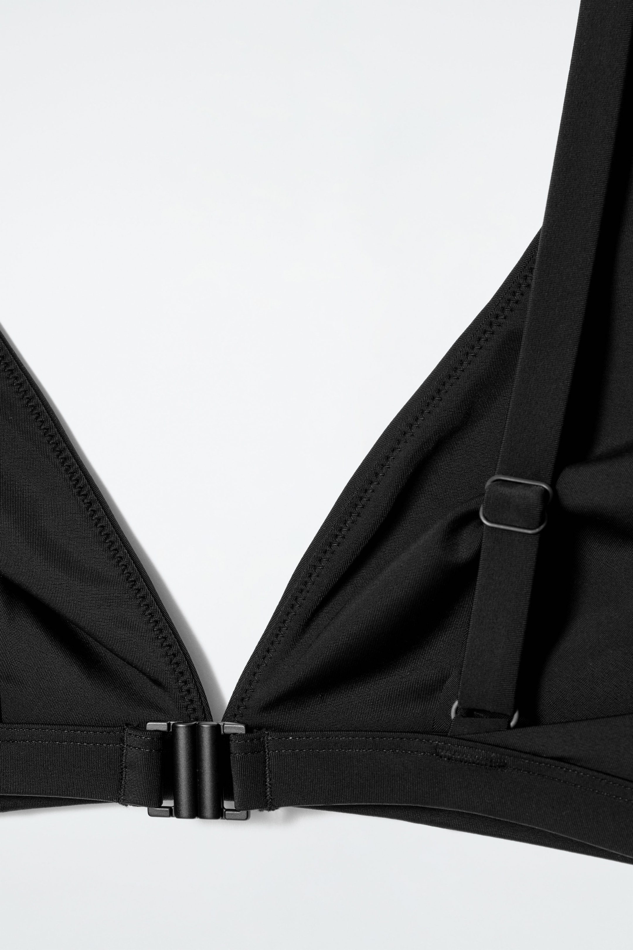 StillMedia/DescriptiveDetail