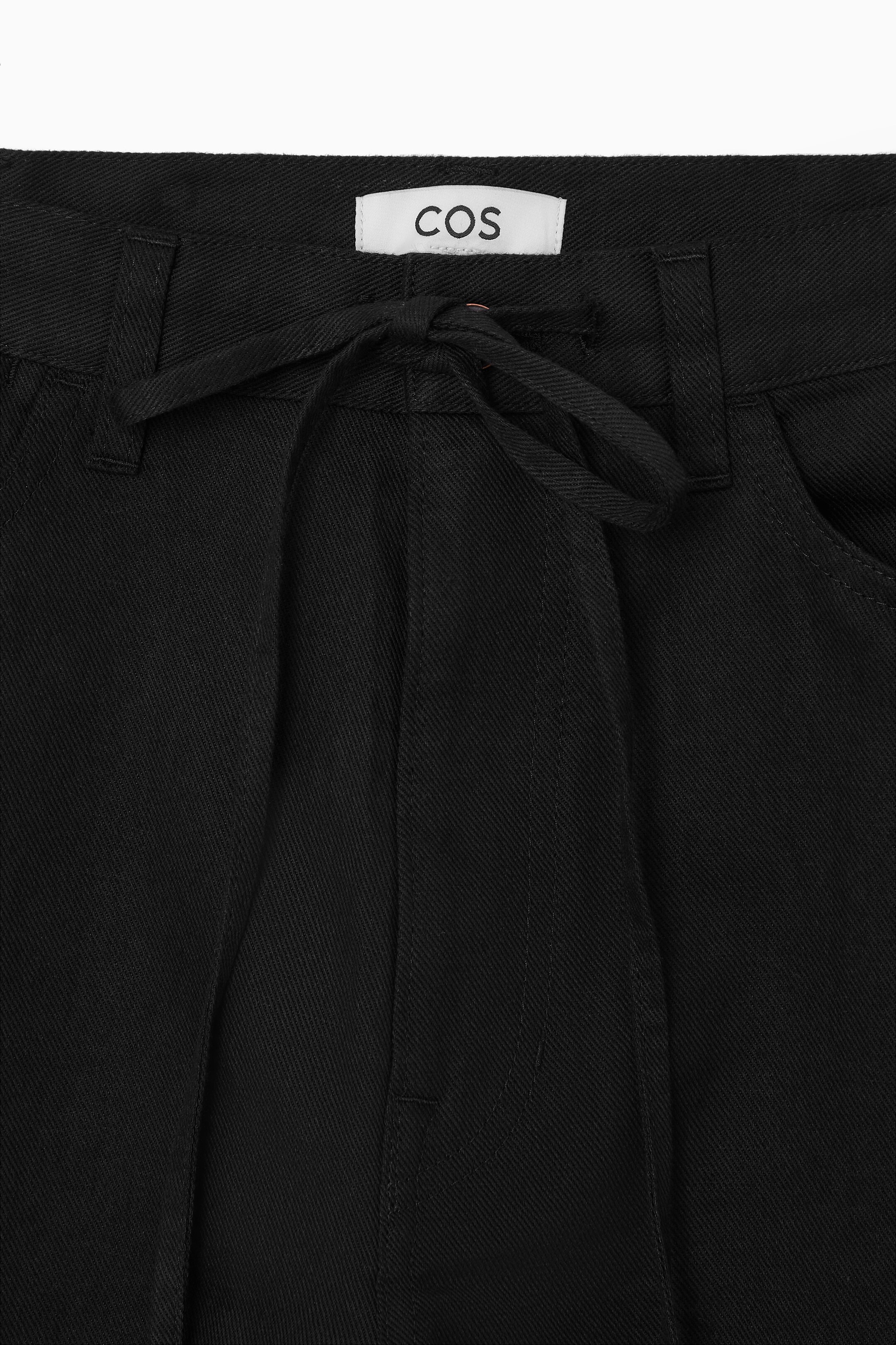 Ingrandisci l'immagine: WIDE-LEG DRAWSTRING TROUSERS - BLACK - DONNA | H&M CH 2