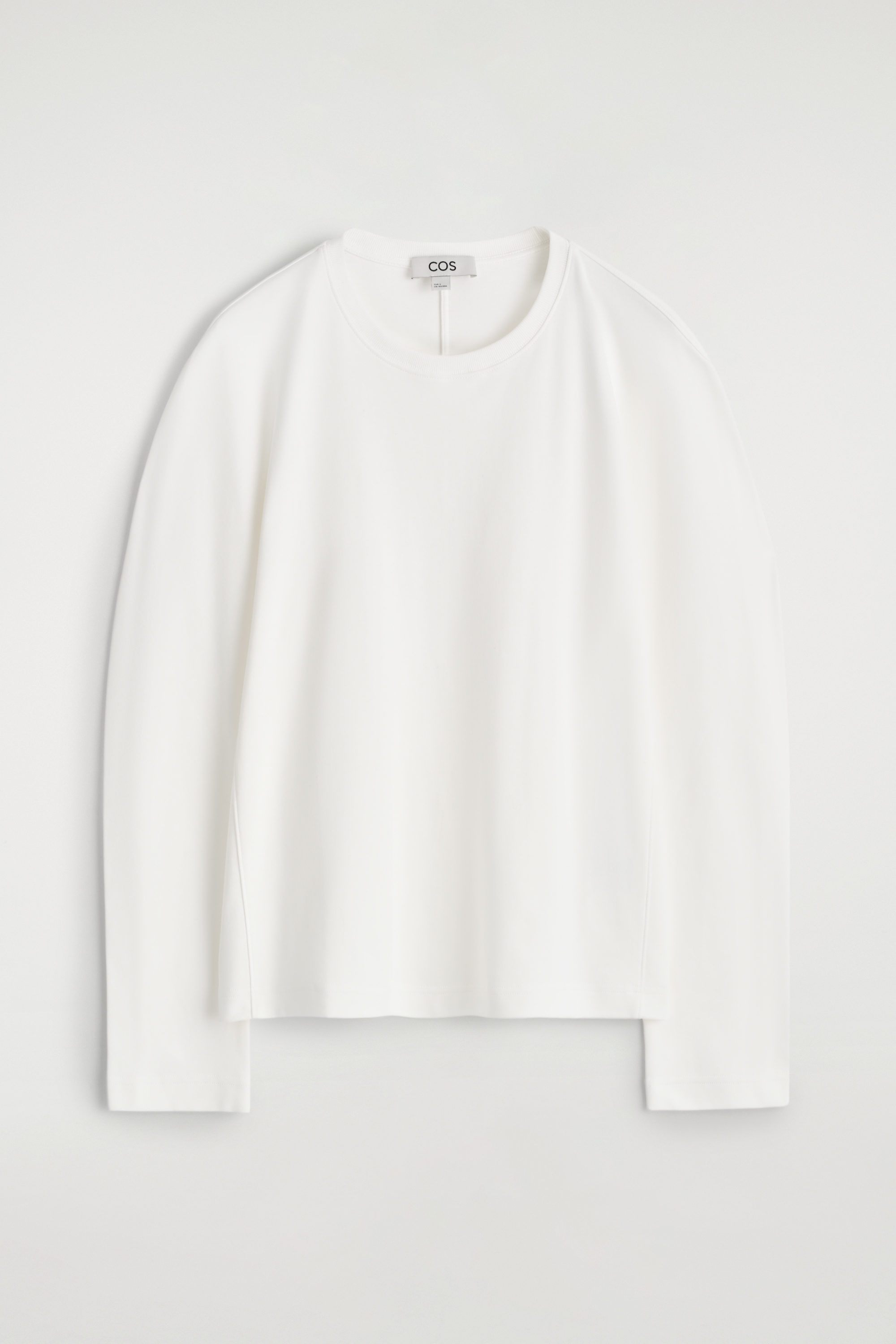 SLIM LIGHTWEIGHT LONG-SLEEVED TOP - WHITE | COS