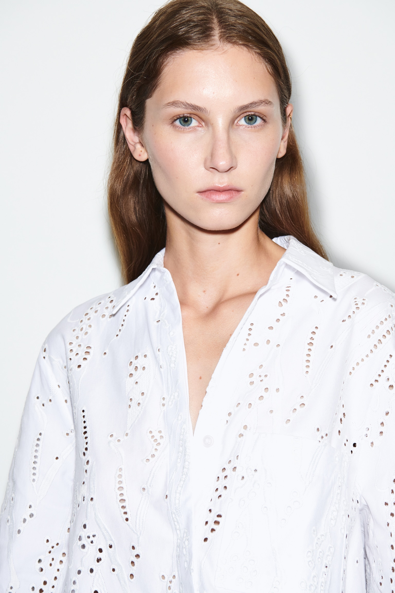 CAMICIA CROPPED CON RICAMI IN SANGALLO - BIANCO - 4