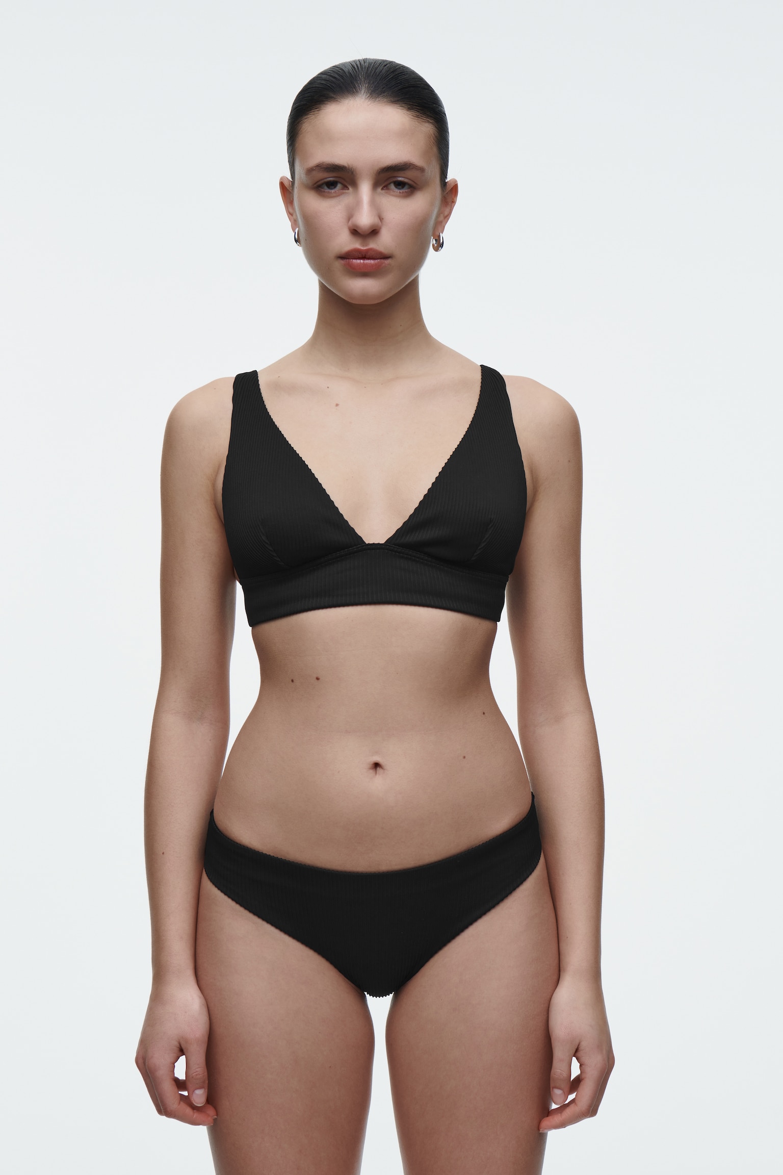 CULOTTE DE BIKINI CÔTELÉE CLASSIQUE - NOIR