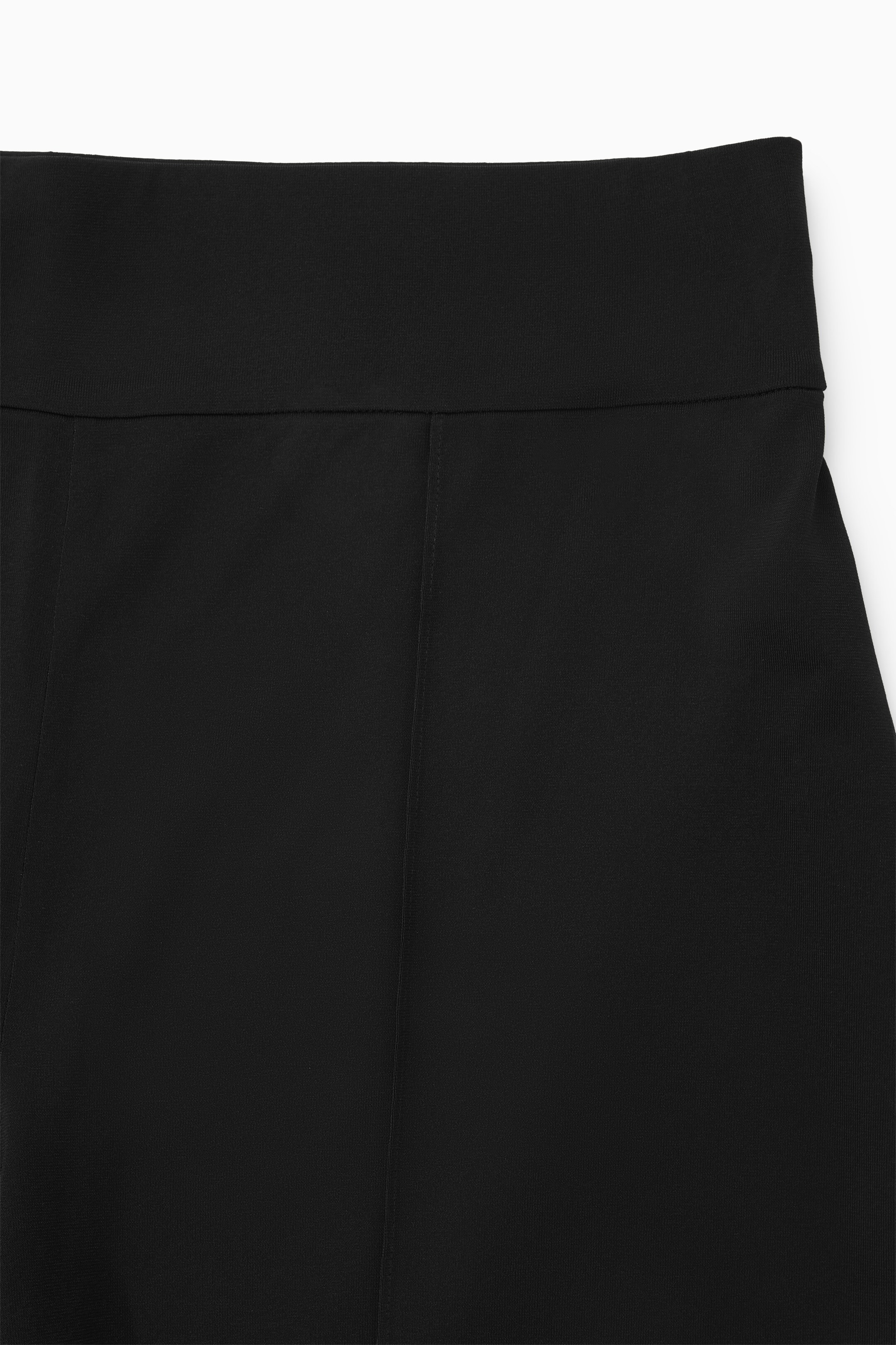 Ingrandisci l'immagine: PINTUCKED FLARED TROUSERS - BLACK - DONNA | H&M CH 2