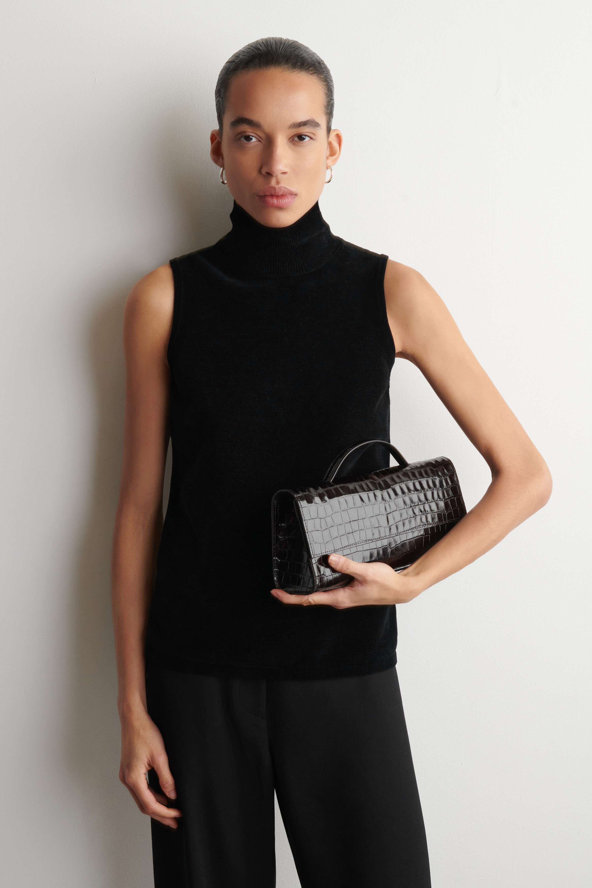 CHENILLE MOCK-NECK VEST - BLACK | COS US