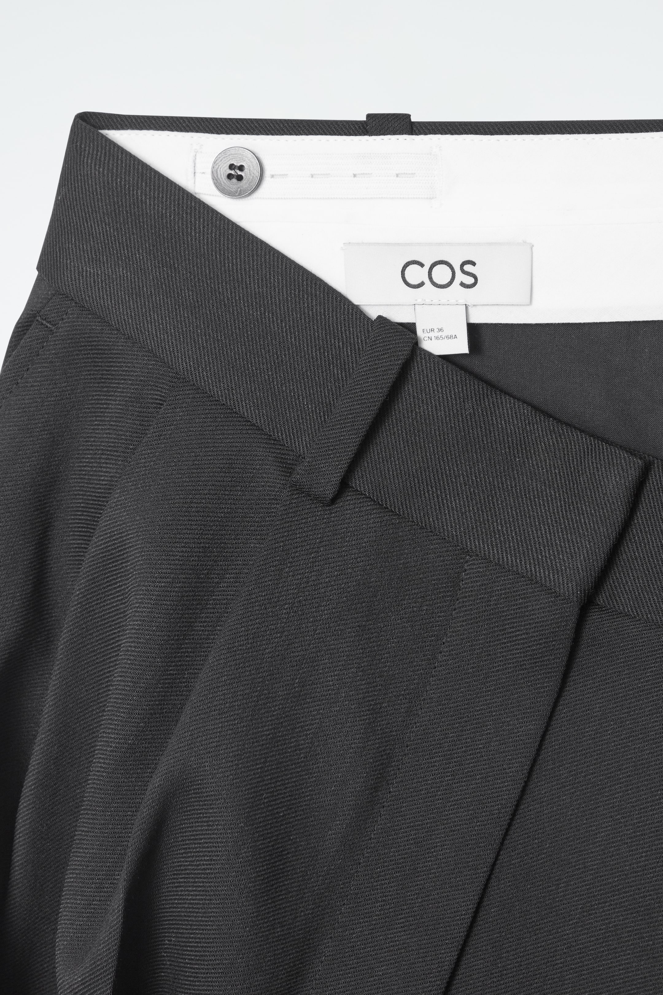 Grösseres Bild ansehen: ELEGANTE HOSE AUS WOLL-MIX MIT SCHMALER PASSFORM - SCHWARZ - DAMEN | H&M CH 7