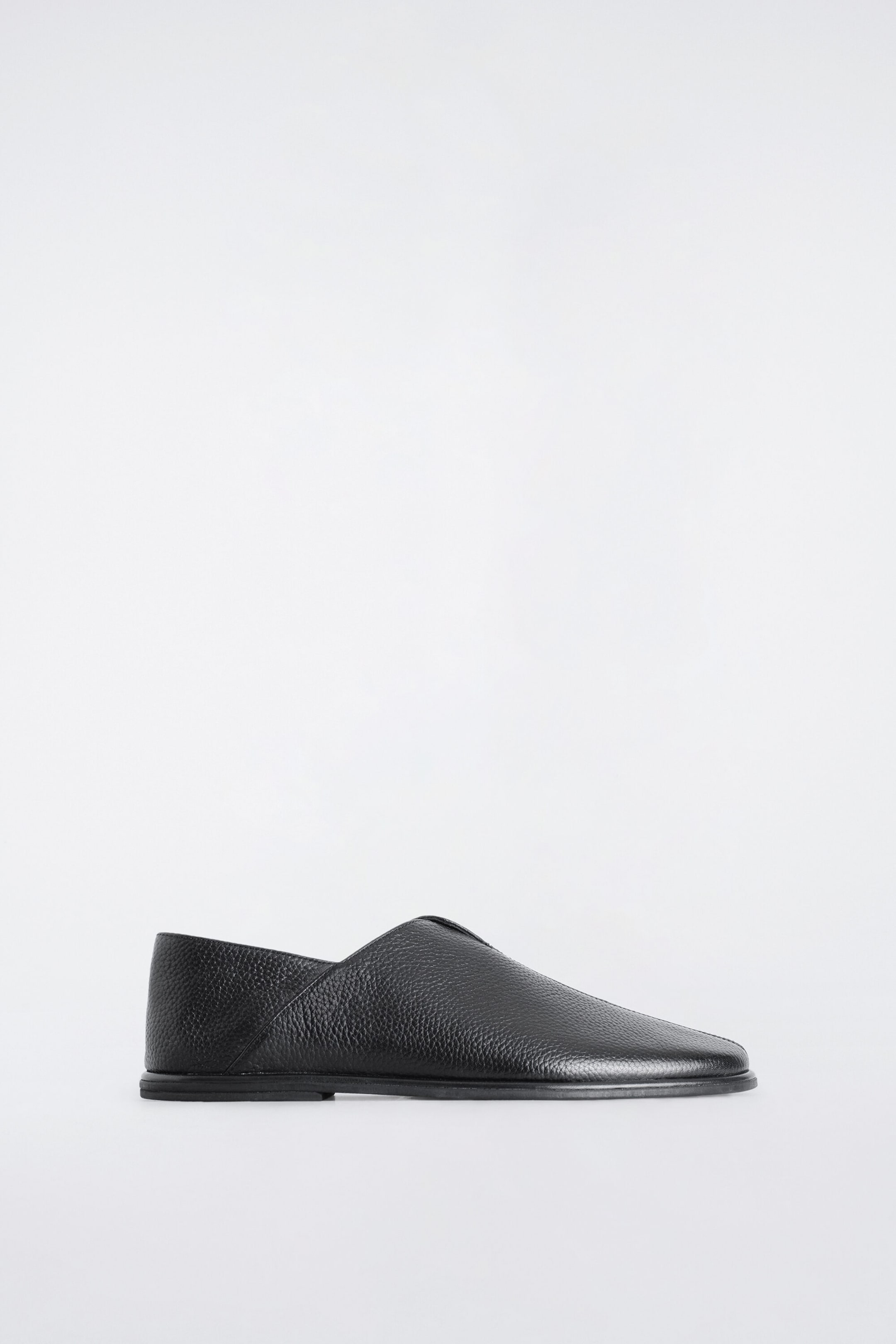 LEATHER MULES