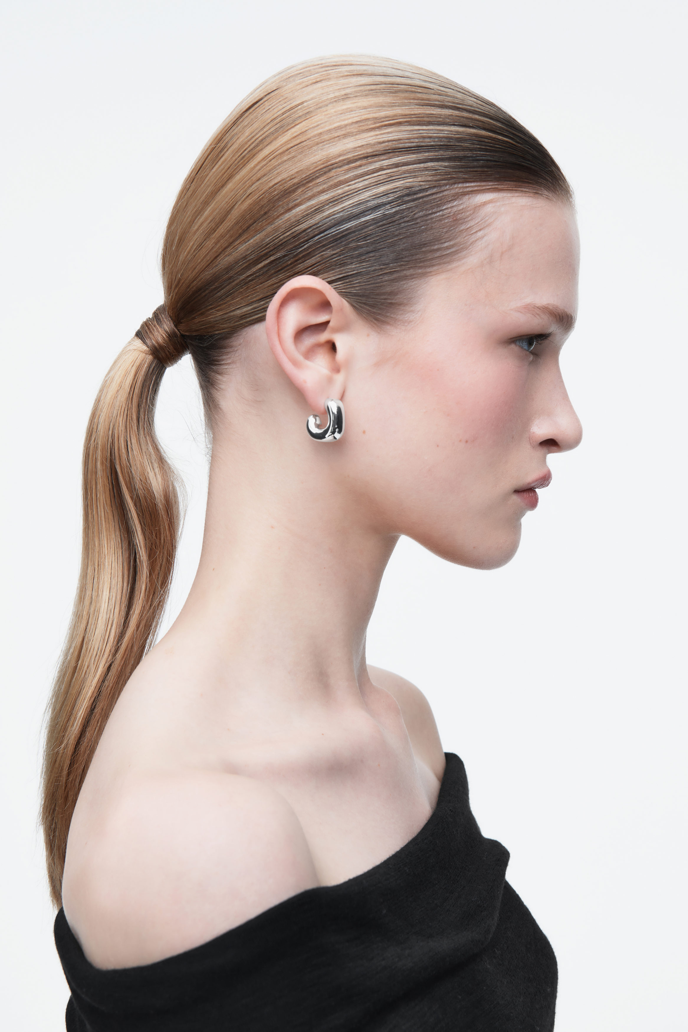 [Hei] 韓国☆21SS新作☆Silver 925☆mini knot earrings 全2色 Designer fashion, Seoul-fully created | W Concept