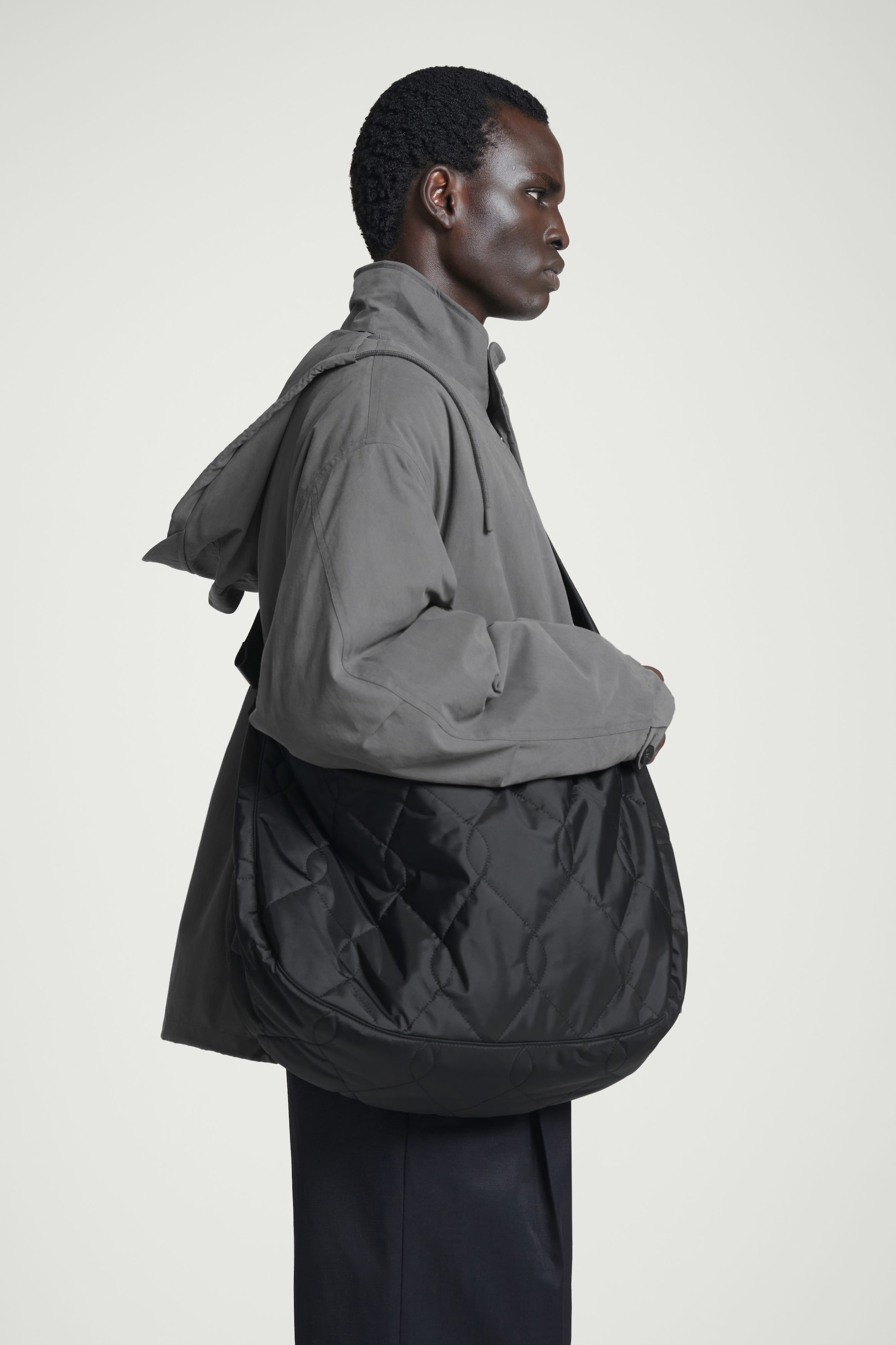 QUILTED CROSSBODY MESSENGER BAG NYLON