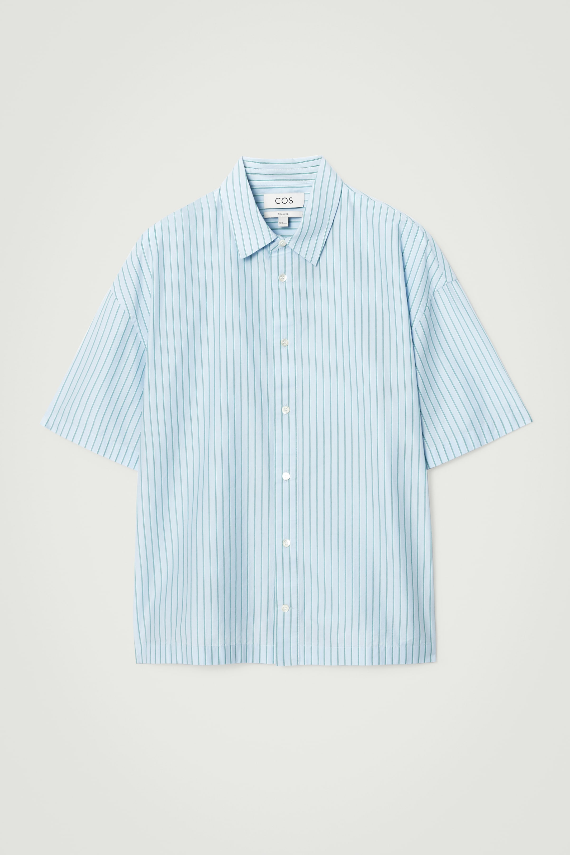 Grösseres Bild ansehen: LOCKERES GESTREIFTES KURZARMHEMD - BLAU/GESTREIFT - HERREN | H&M CH 1
