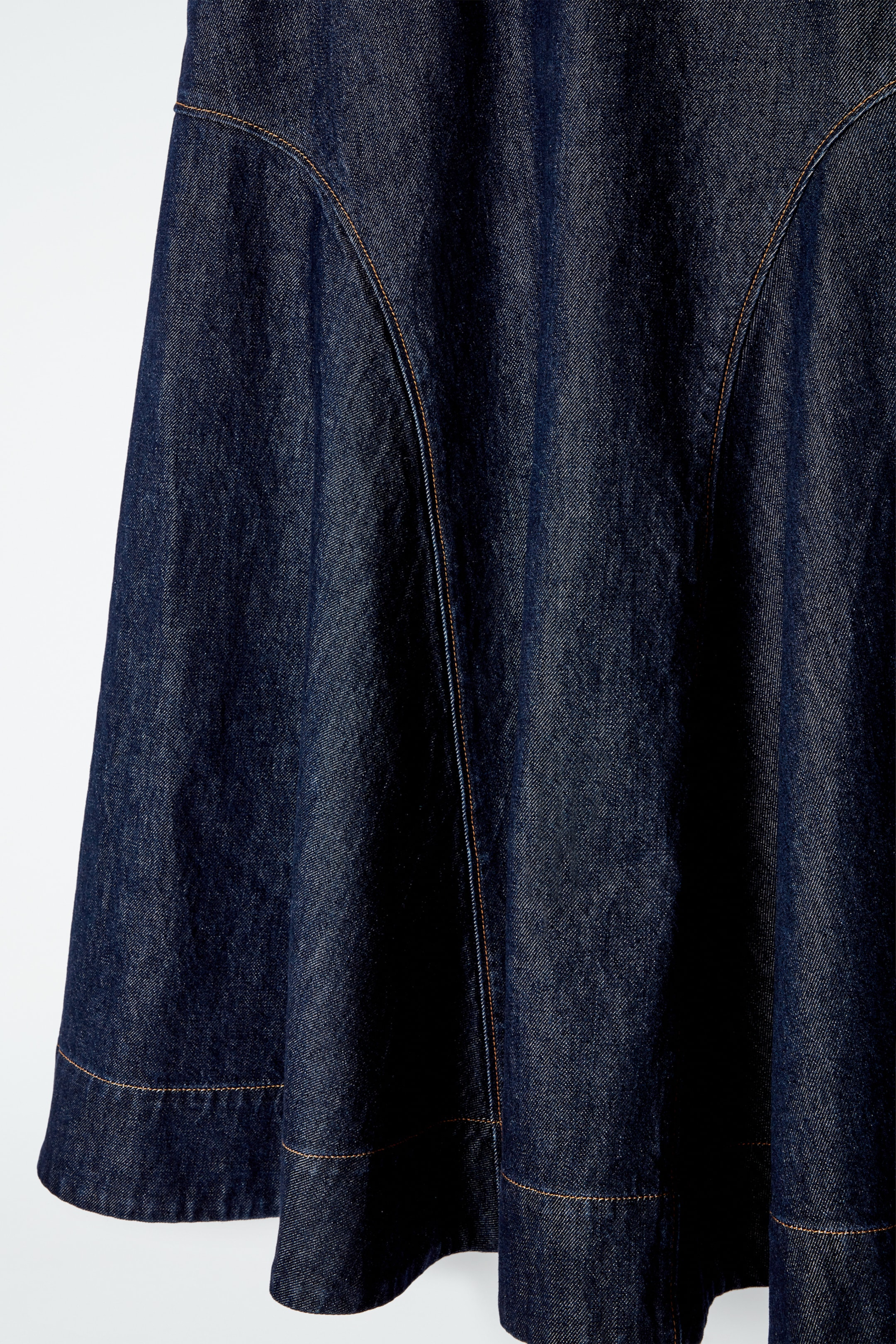 Zobrazit větší obrázek: SUROVÁ DENIMOVÁ MIDI SUKNĚ VE TVARU A-LINIE - SUROVÉ INDIGO - ŽENY | H&M CZ 7
