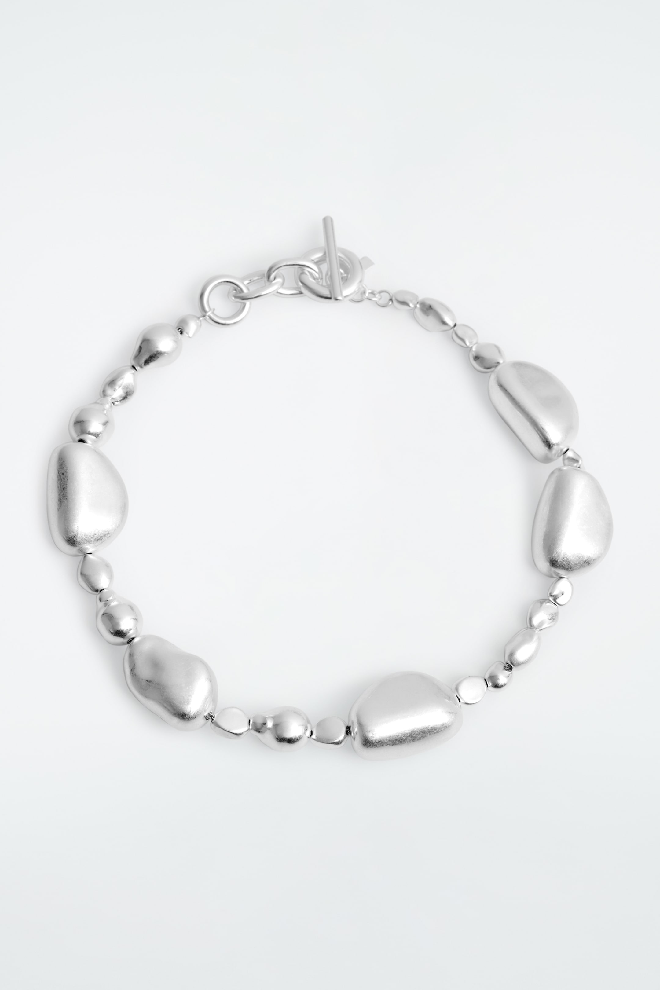Ver imagen más grande: COLLAR CON ADORNOS IRREGULARES - PLATEADO - MUJER | H&M ES 2