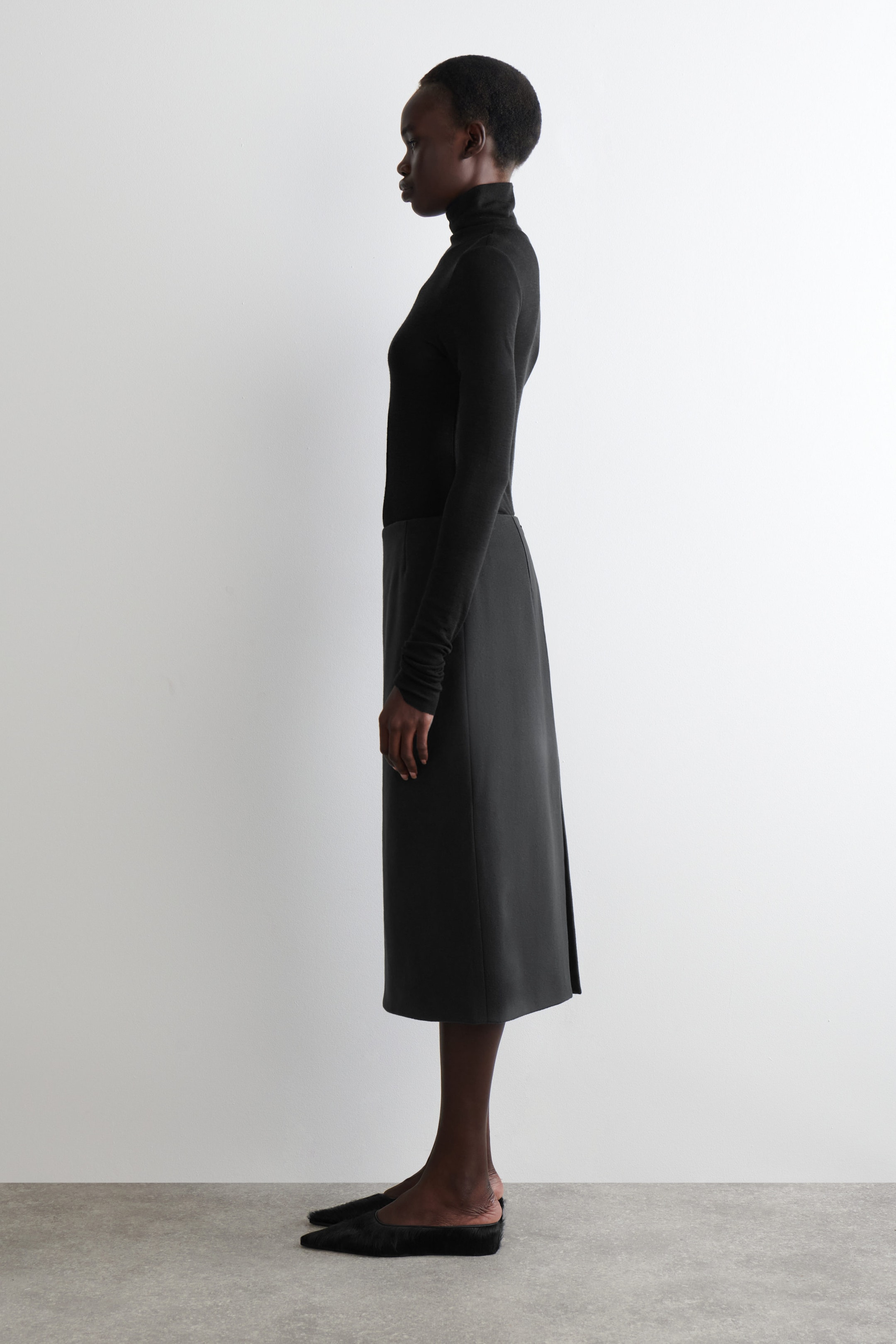 WOOL-ZIBELINE PENCIL SKIRT