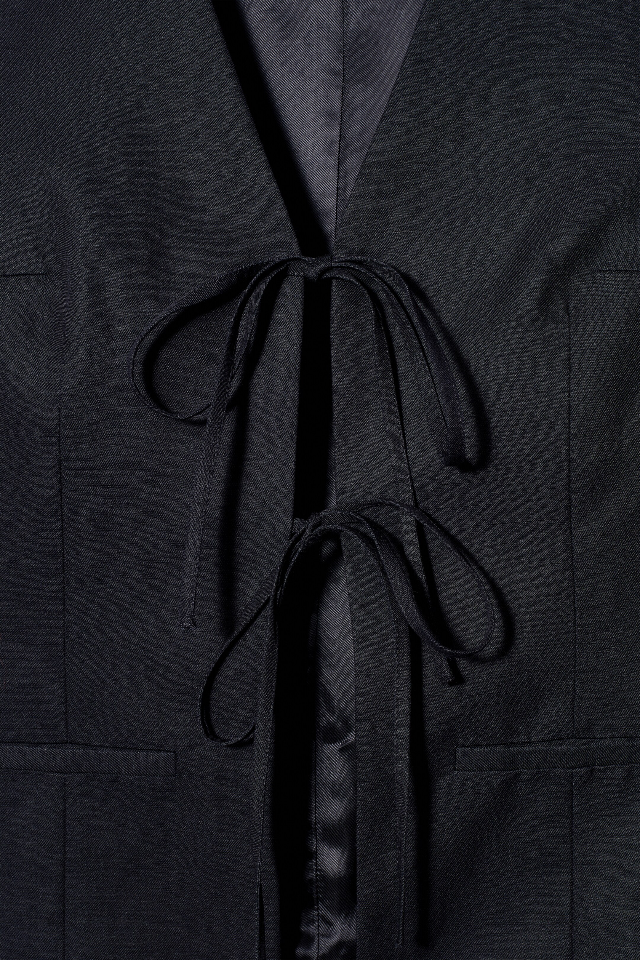 Ingrandisci l'immagine: LINEN-BLEND TIE-FRONT WAISTCOAT - NAVY - DONNA | H&M CH 7
