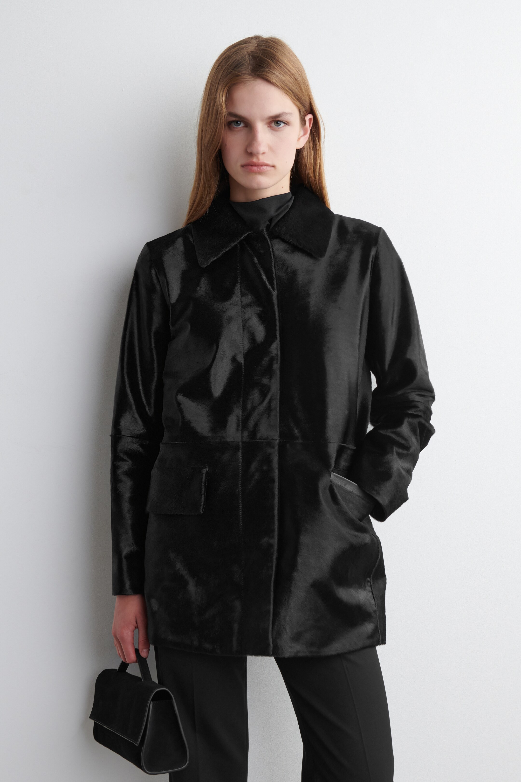 Agrandir l'image: VESTE EN CUIR POILS DE PONEY - NOIR - FEMME | H&M BE 1