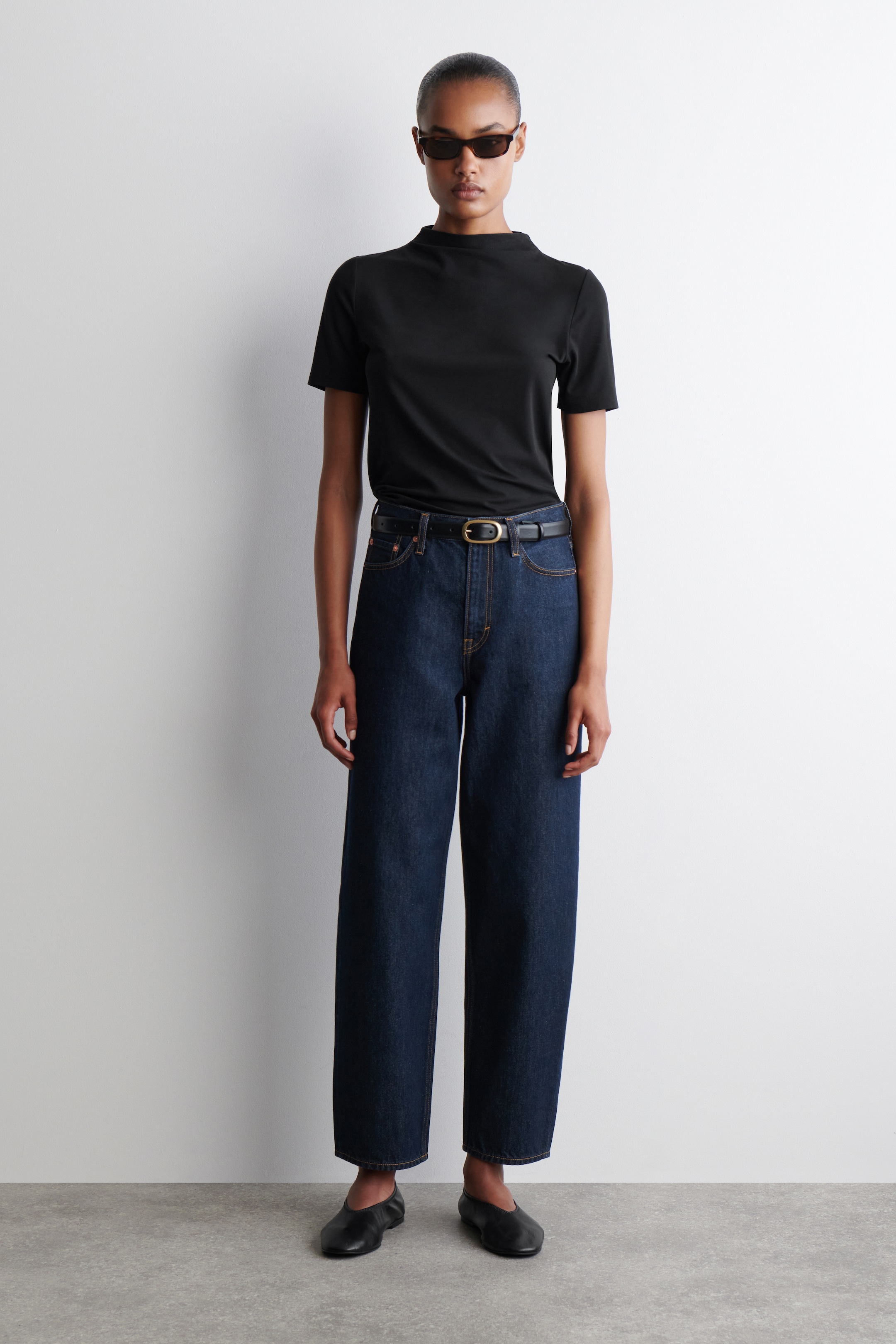 View larger image: ARCH TAPERED JEANS - INDIGO - Ladies | H&M GB 1
