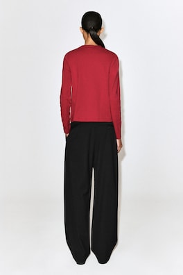 CLEAN CUT LONG-SLEEVED T-SHIRT — RED 5