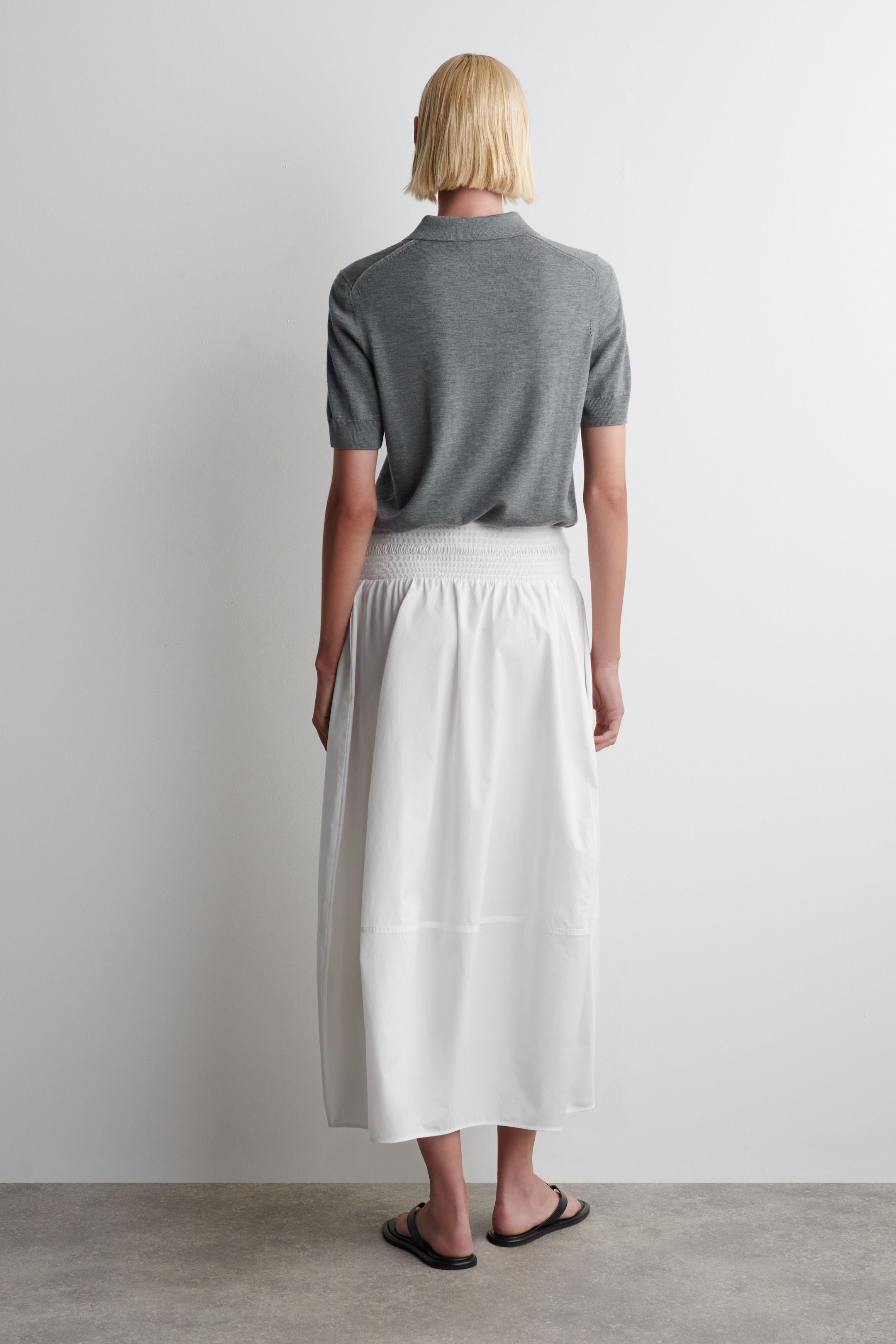 Agrandir l'image: JUPE MIDI À PANNEAUX SMOCKÉS - BLANC - FEMME | H&M FR 4