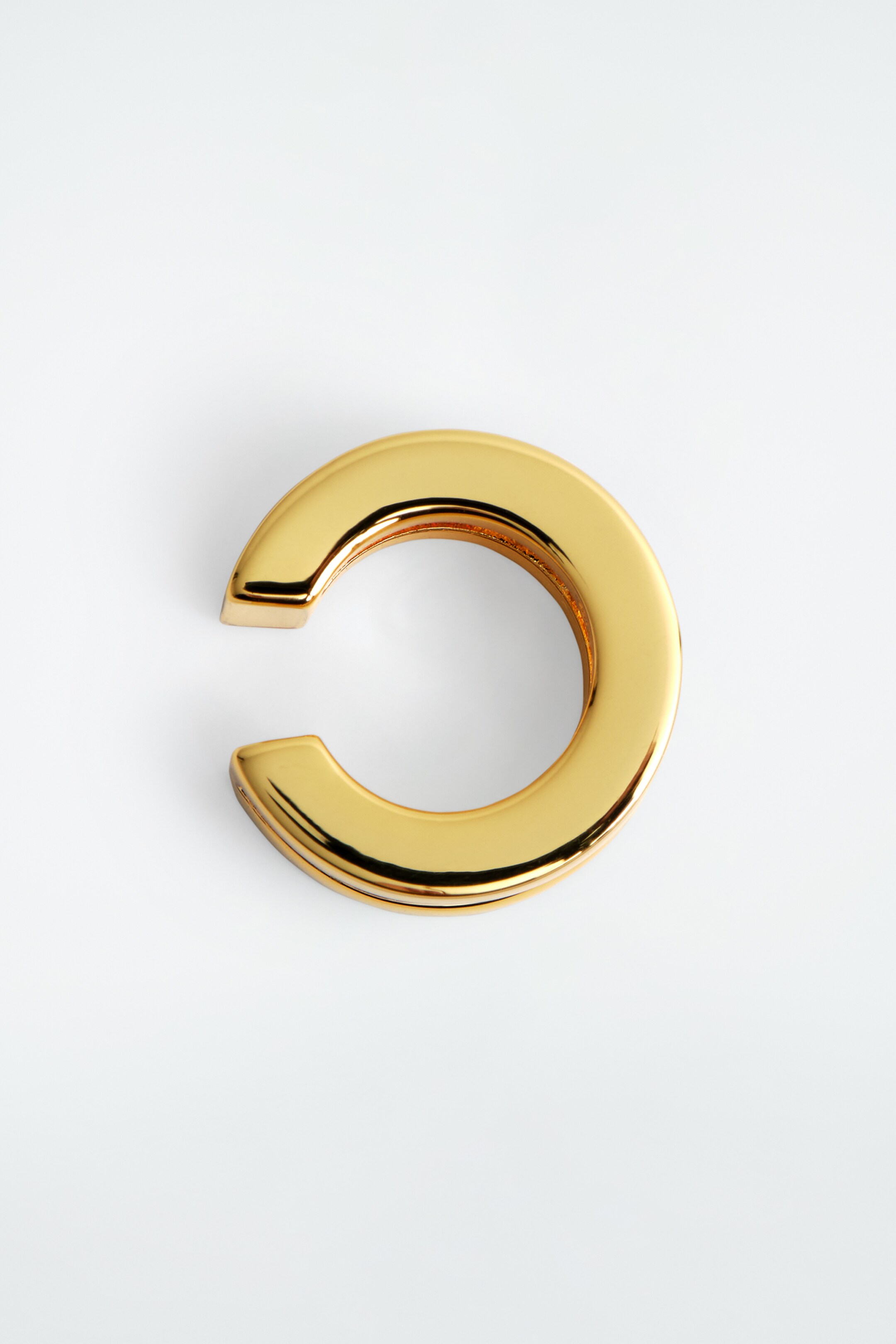 Zobrazit větší obrázek: NÁUŠNICE NA UCHO - ZLATÁ - ŽENY | H&M CZ 3