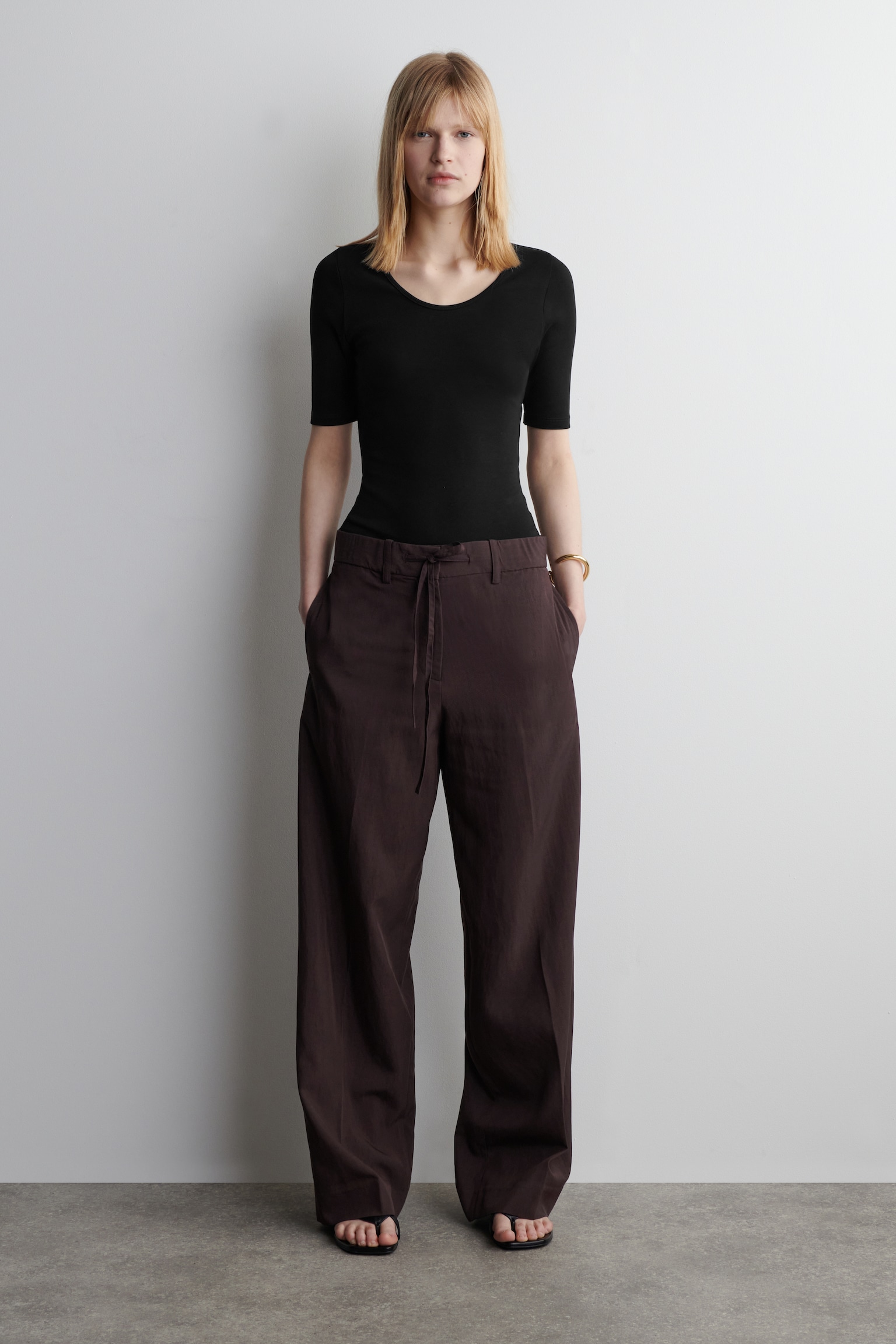 SLIM SCOOP-NECK COTTON T-SHIRT - BLACK/ECRU/LILAC - 4