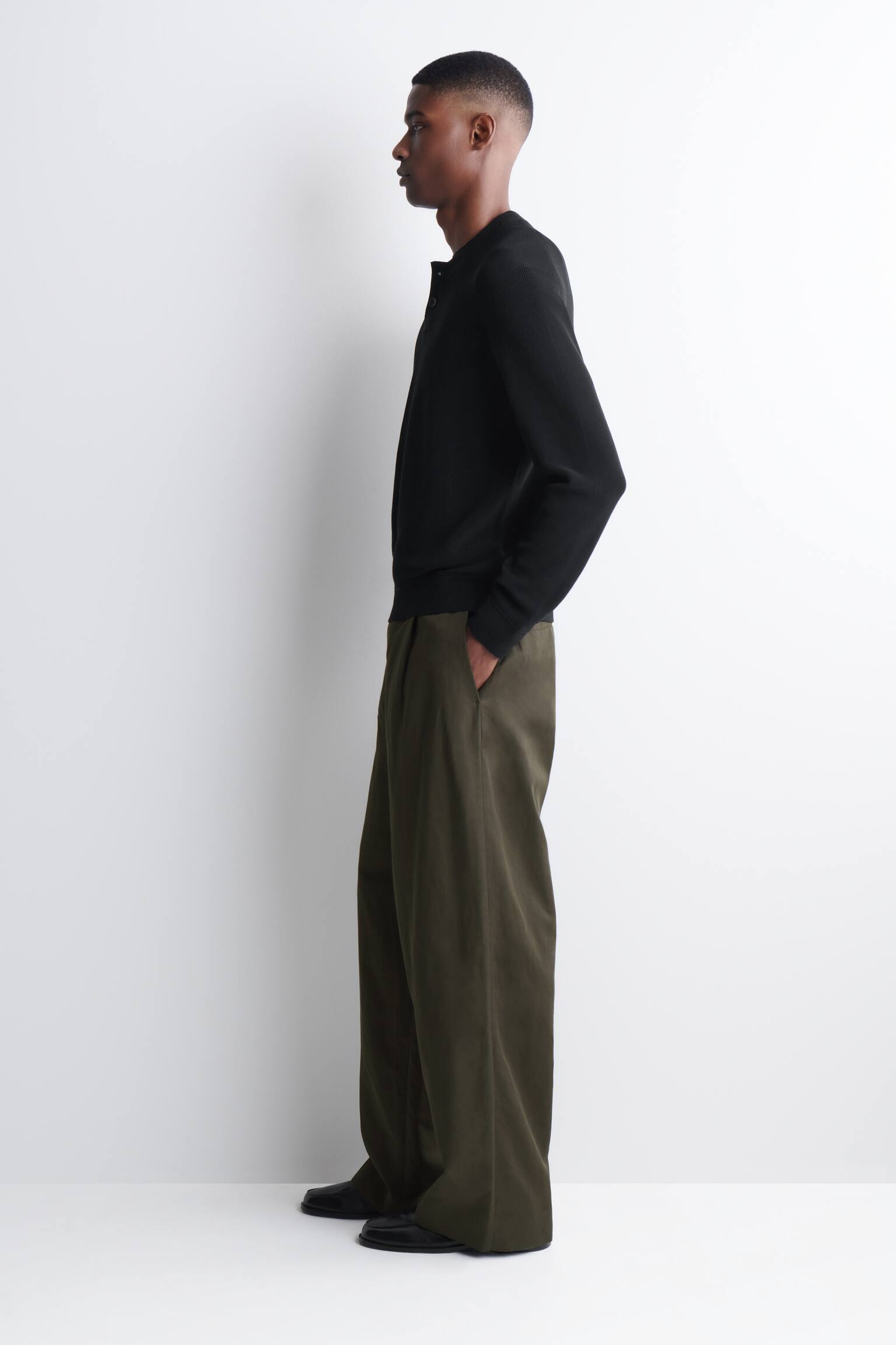 MAGLIONE HENLEY IN COTONE - NERO - 4