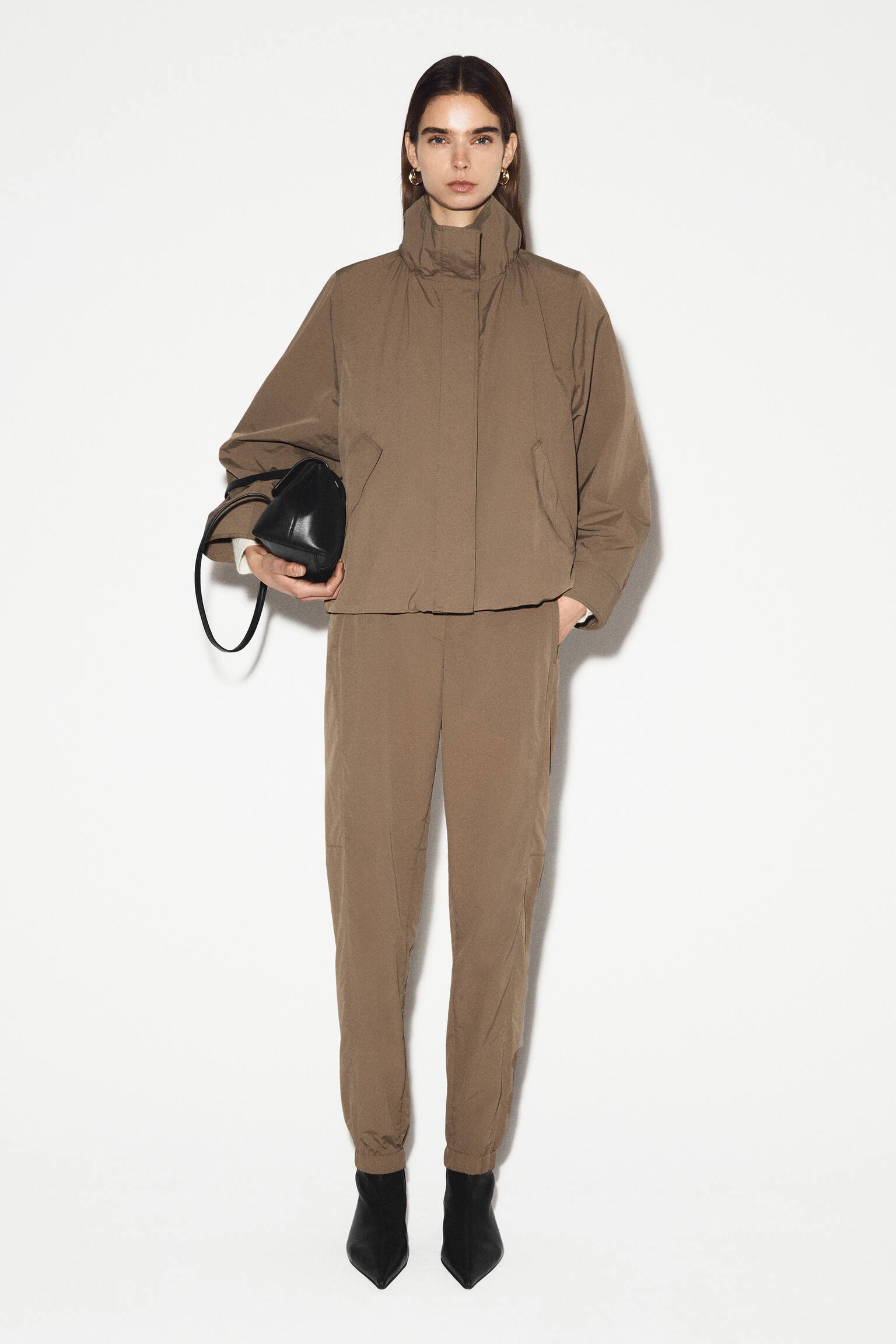 HOSE AUS TECHNISCHEM NYLON MIT BARREL-BEIN - BEIGE - 4