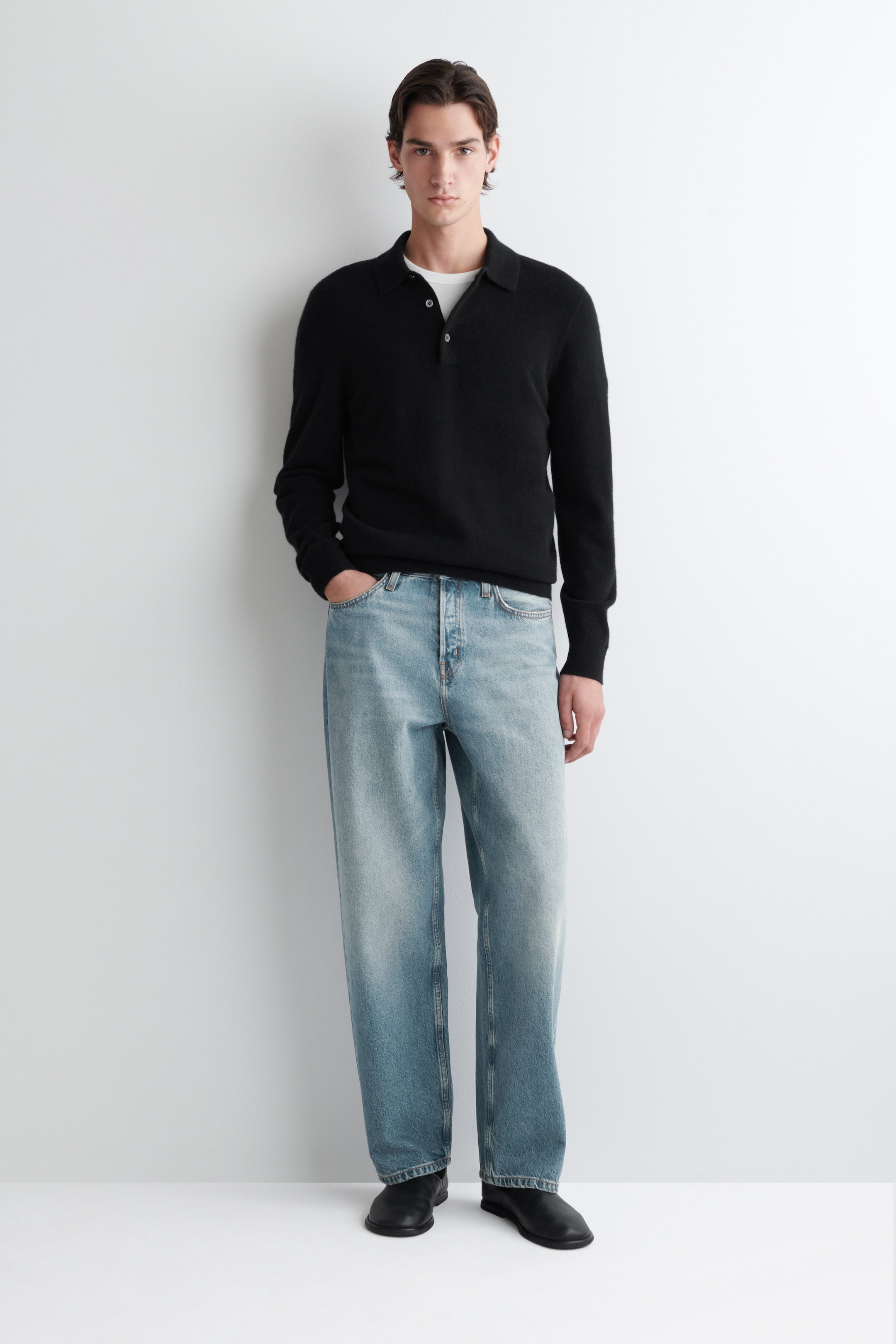 SEAMLESS CASHMERE POLO SHIRT