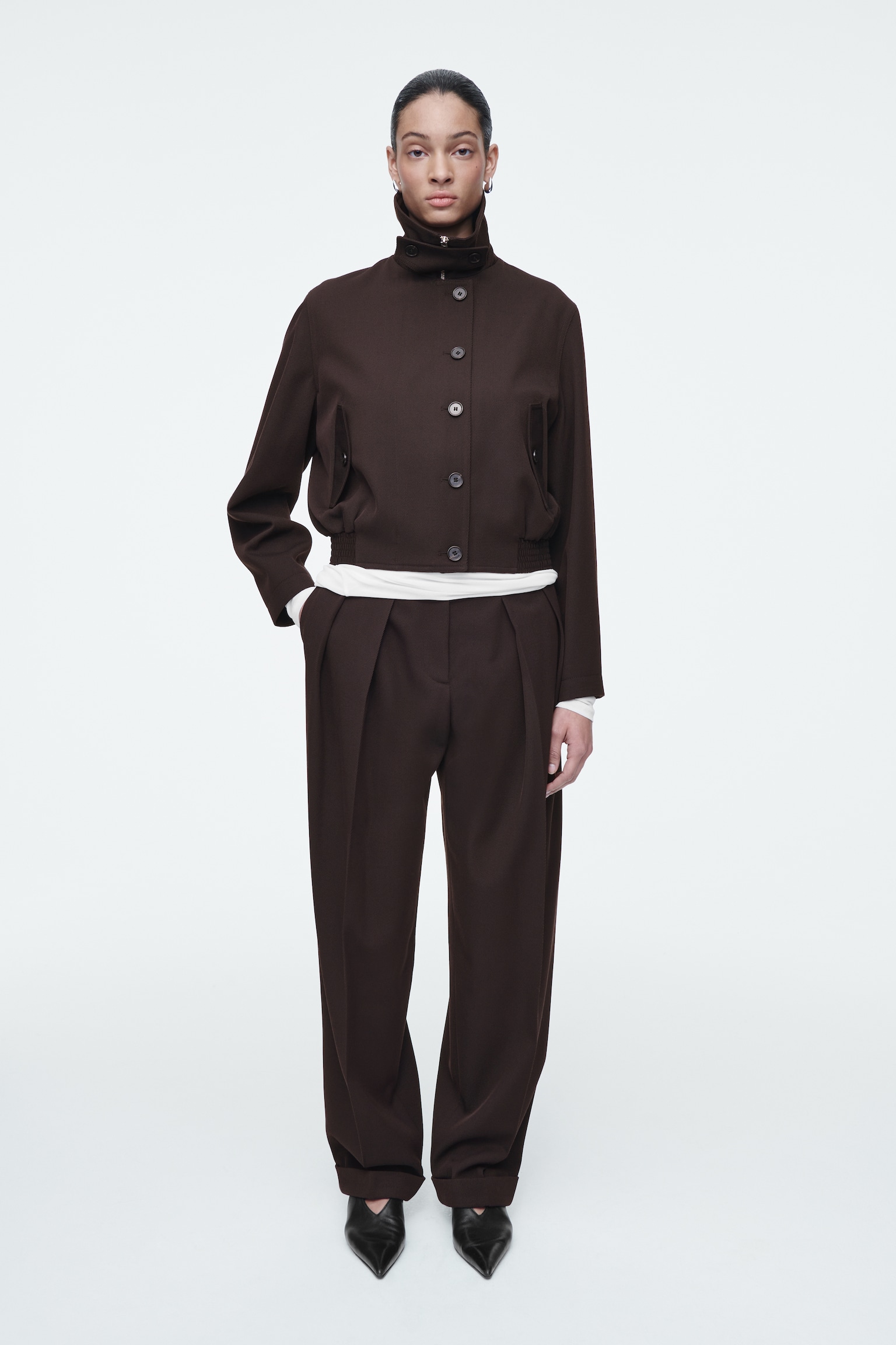 PLEATED WOOL-BLEND TAPERED TROUSERS - DARK BROWN