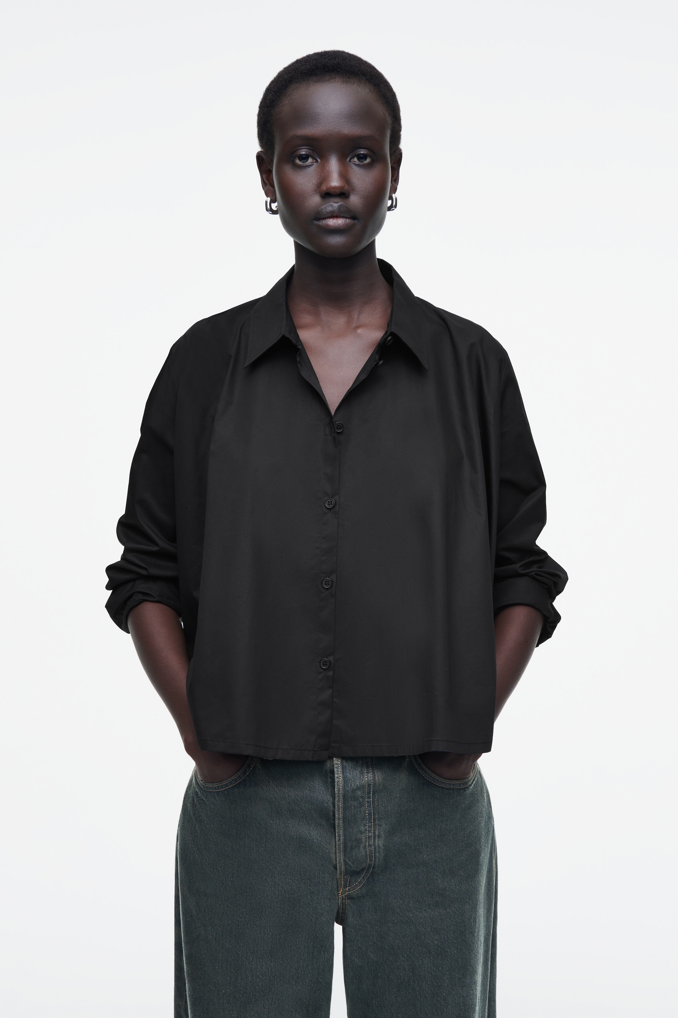 Agrandir l'image: CHEMISE DÉCONTRACTÉE ÉVASÉE EN COTON - NOIR - FEMME | H&M CH 1
