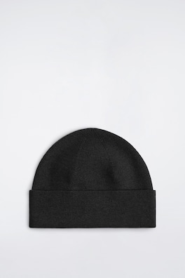 MERINO WOOL BEANIE — BLACK 4