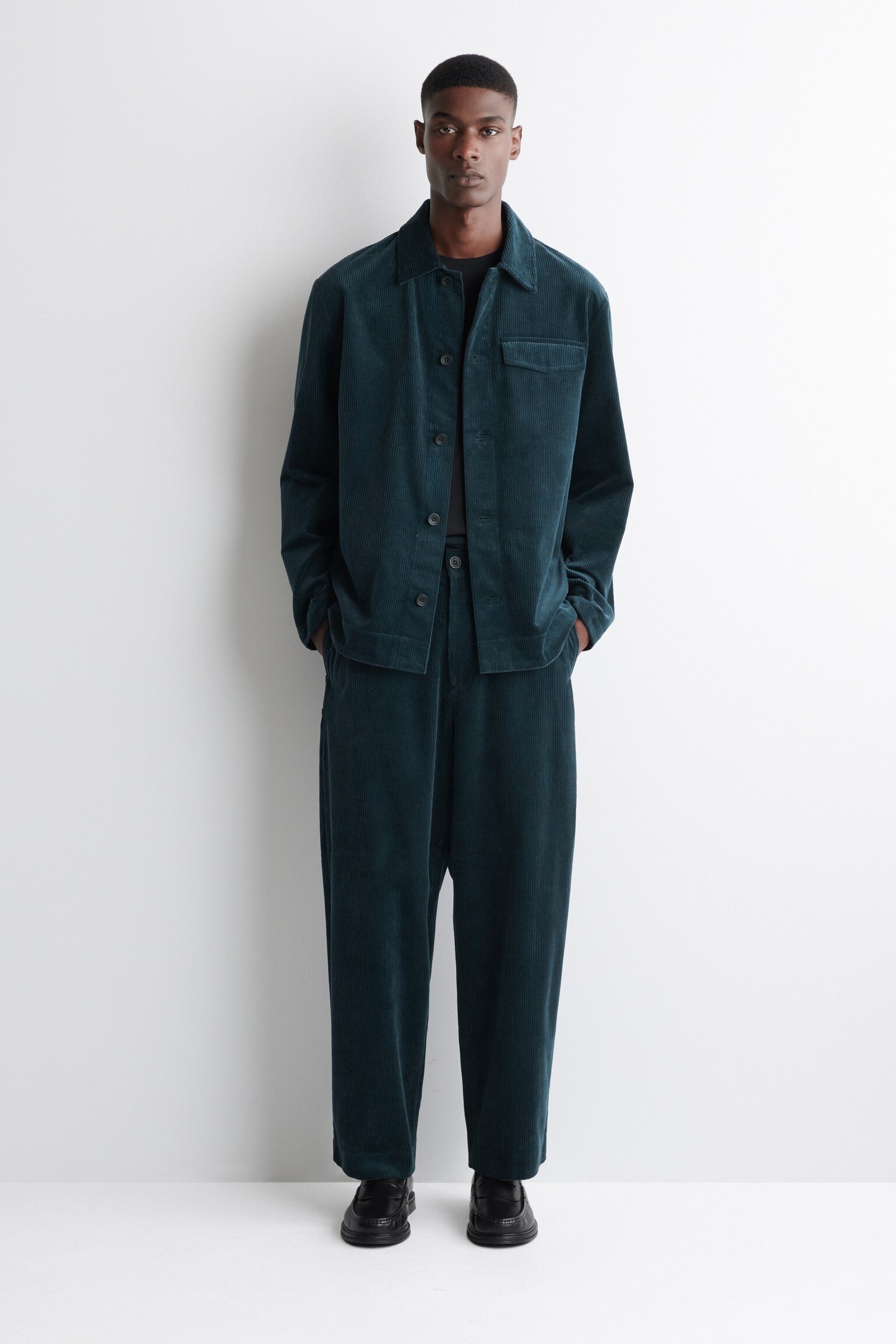 PANTALONI A GAMBA LARGA IN VELLUTO A COSTE - TURCHESE SCURO/NERO