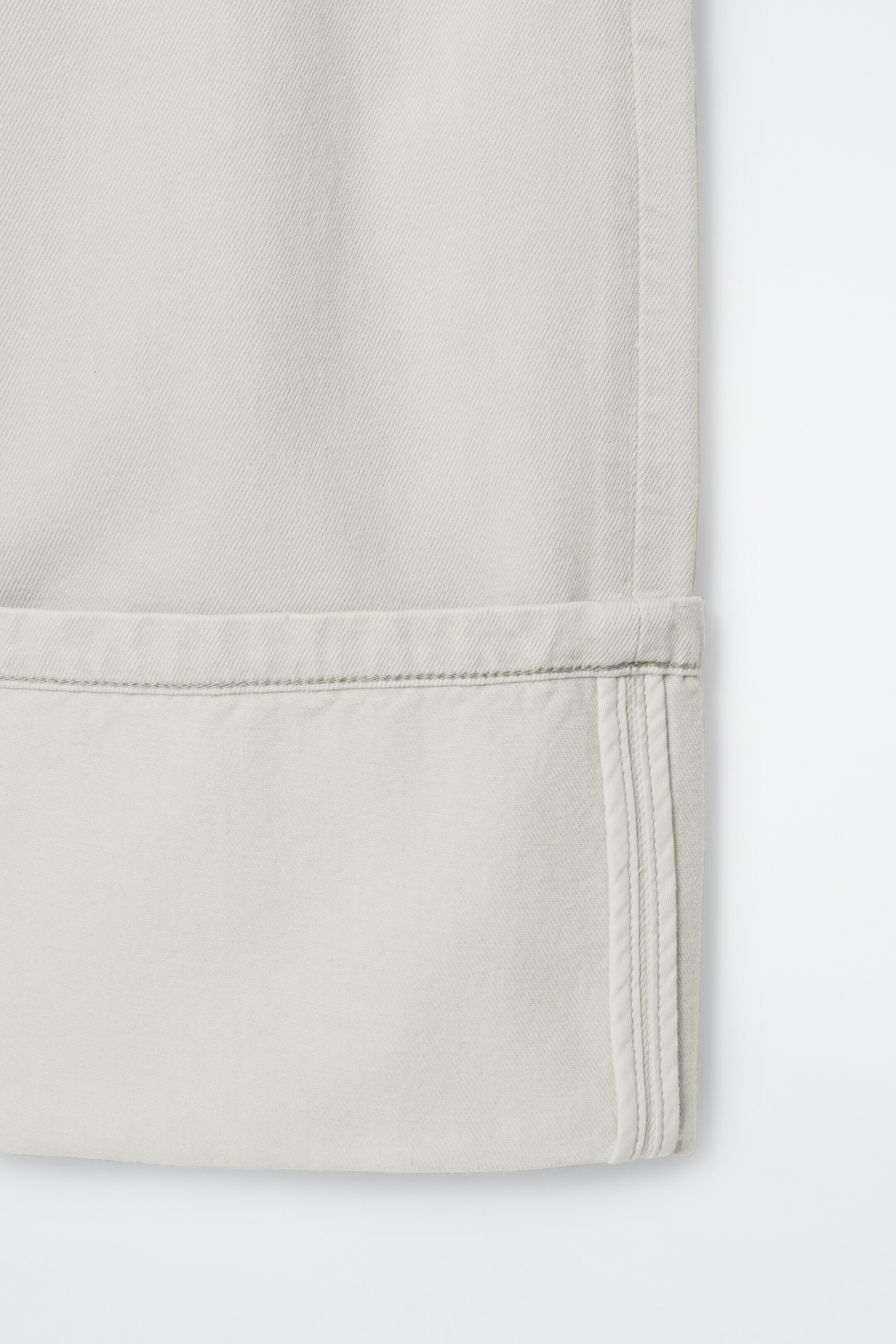 Zobacz większy obraz: JEANSY „FACADE” Z PODWINIĘTYMI NOGAWKAMI - JASNOSZARY - ONA | H&M PL 2