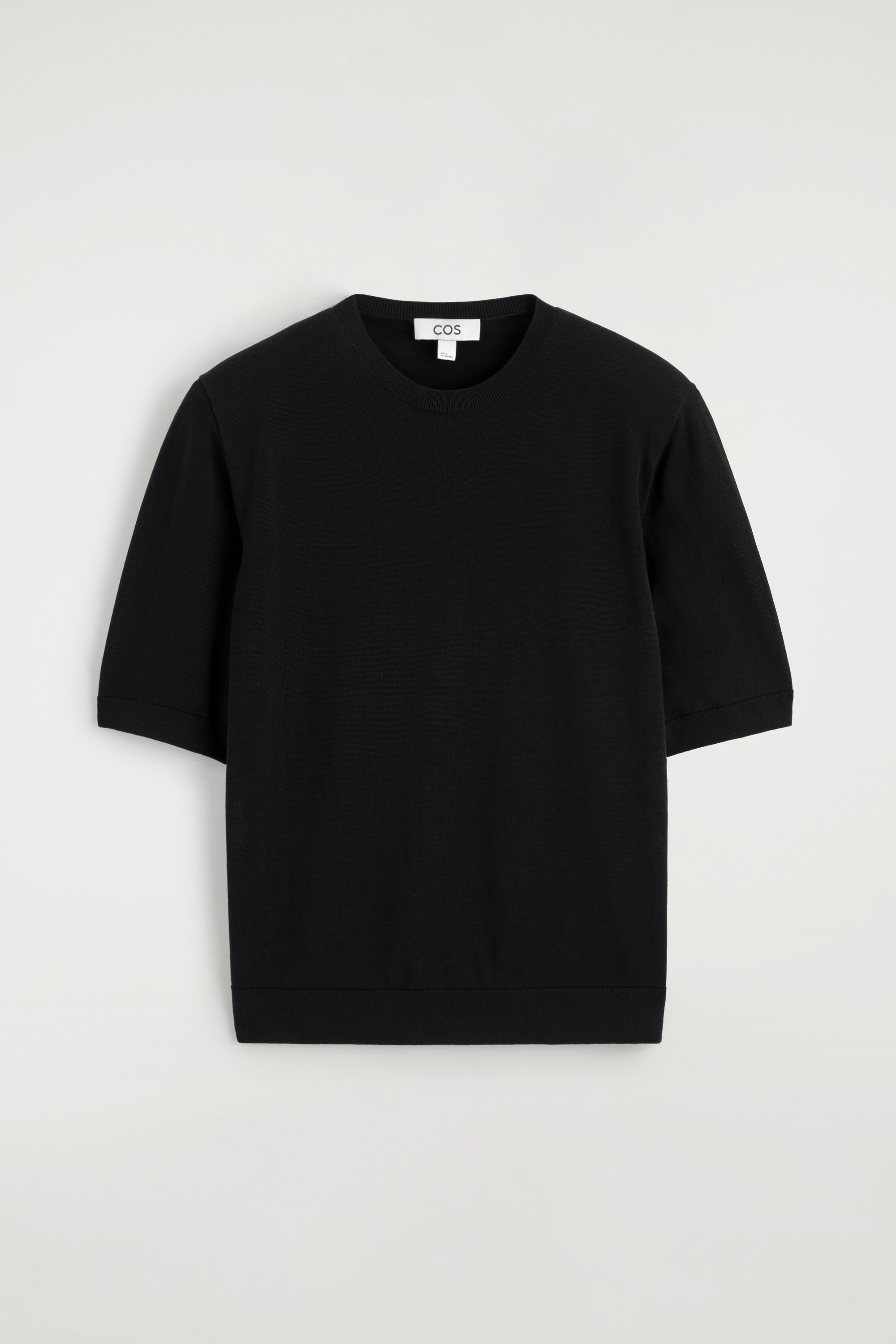 T-SHIRT IN SETA E COTONE CON SPALLE STRUTTURATE - NERO