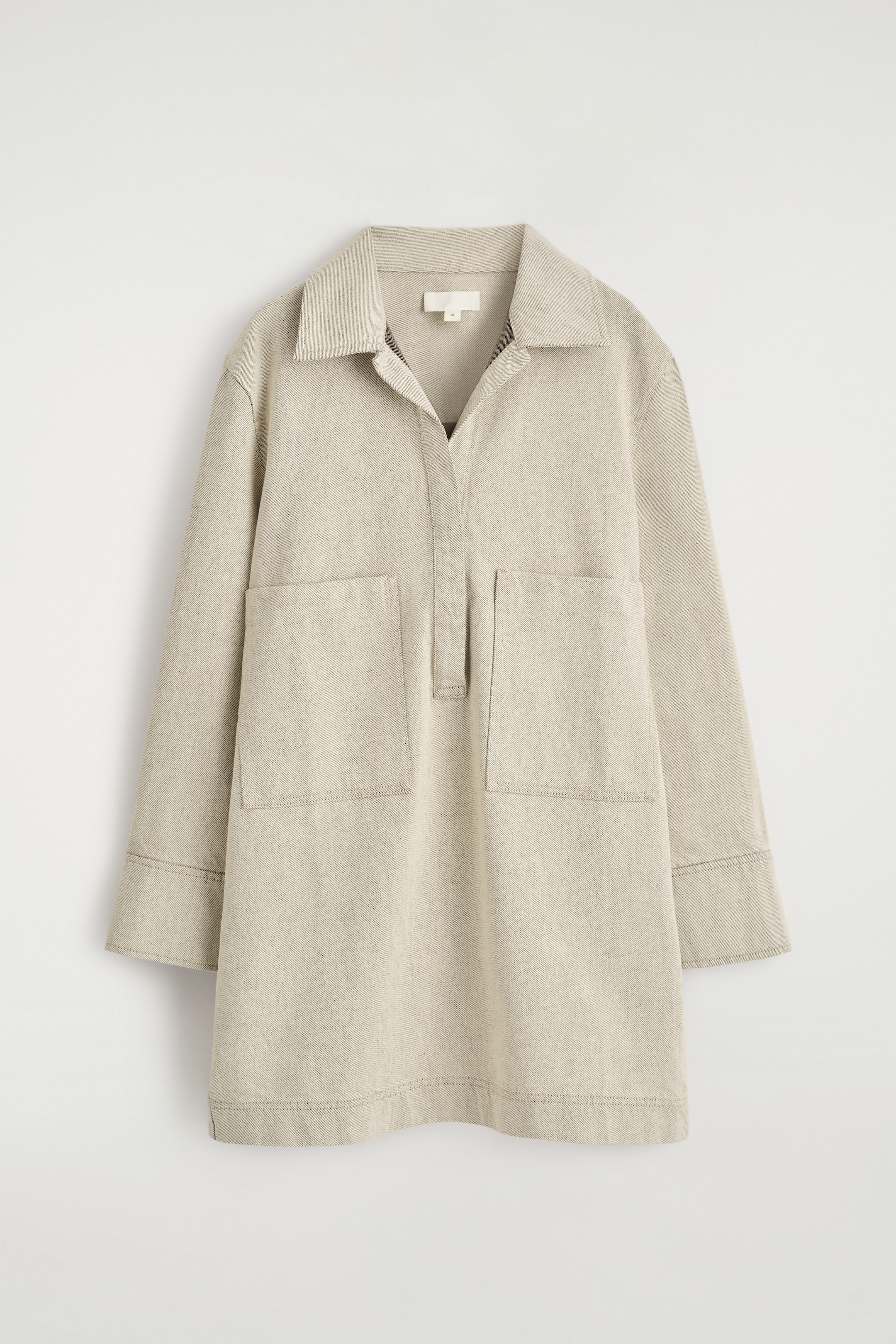 ROBE-CHEMISE À COL OUVERT EN DENIM