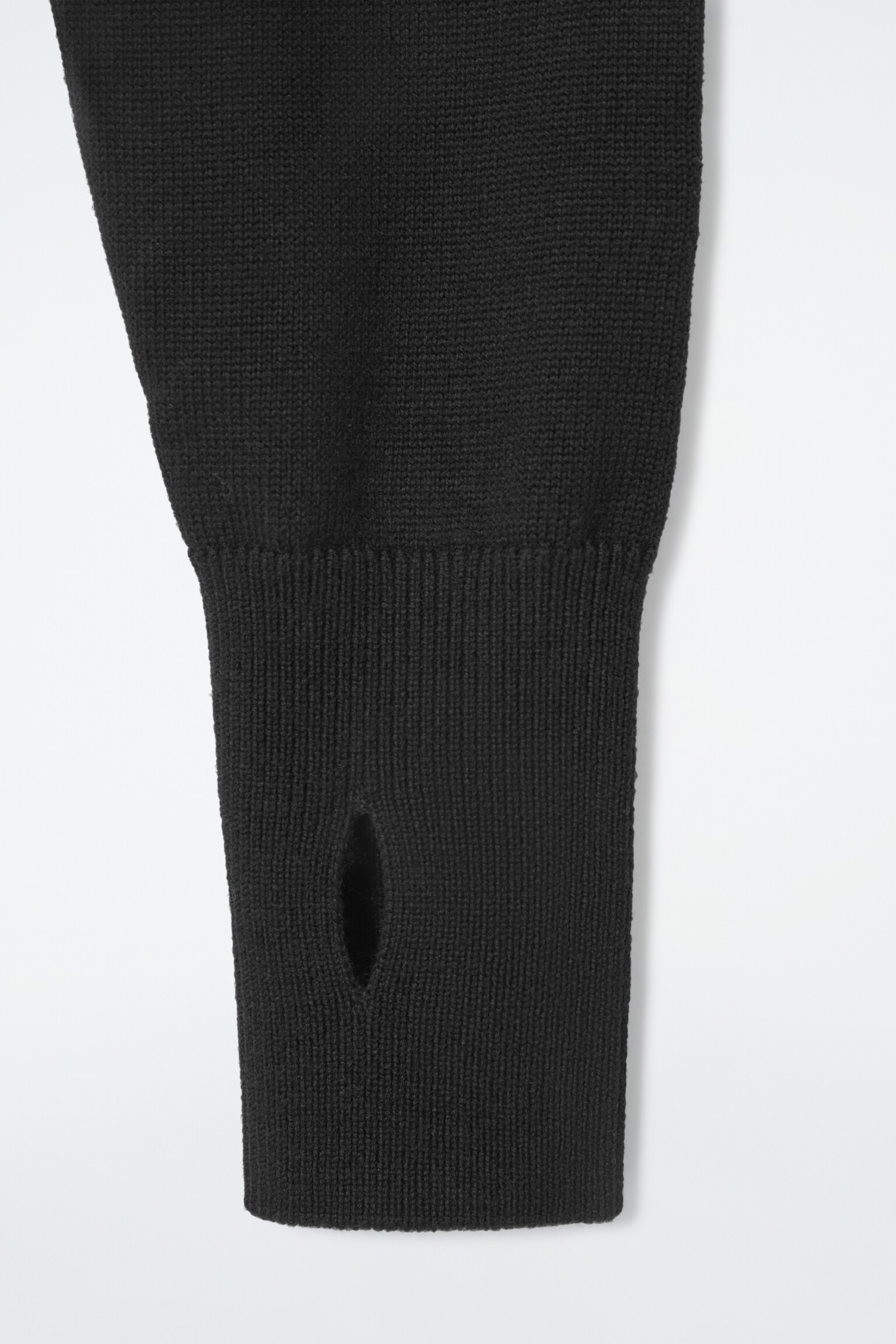 CROPPED WOOL HOODIE - BLACK - 2