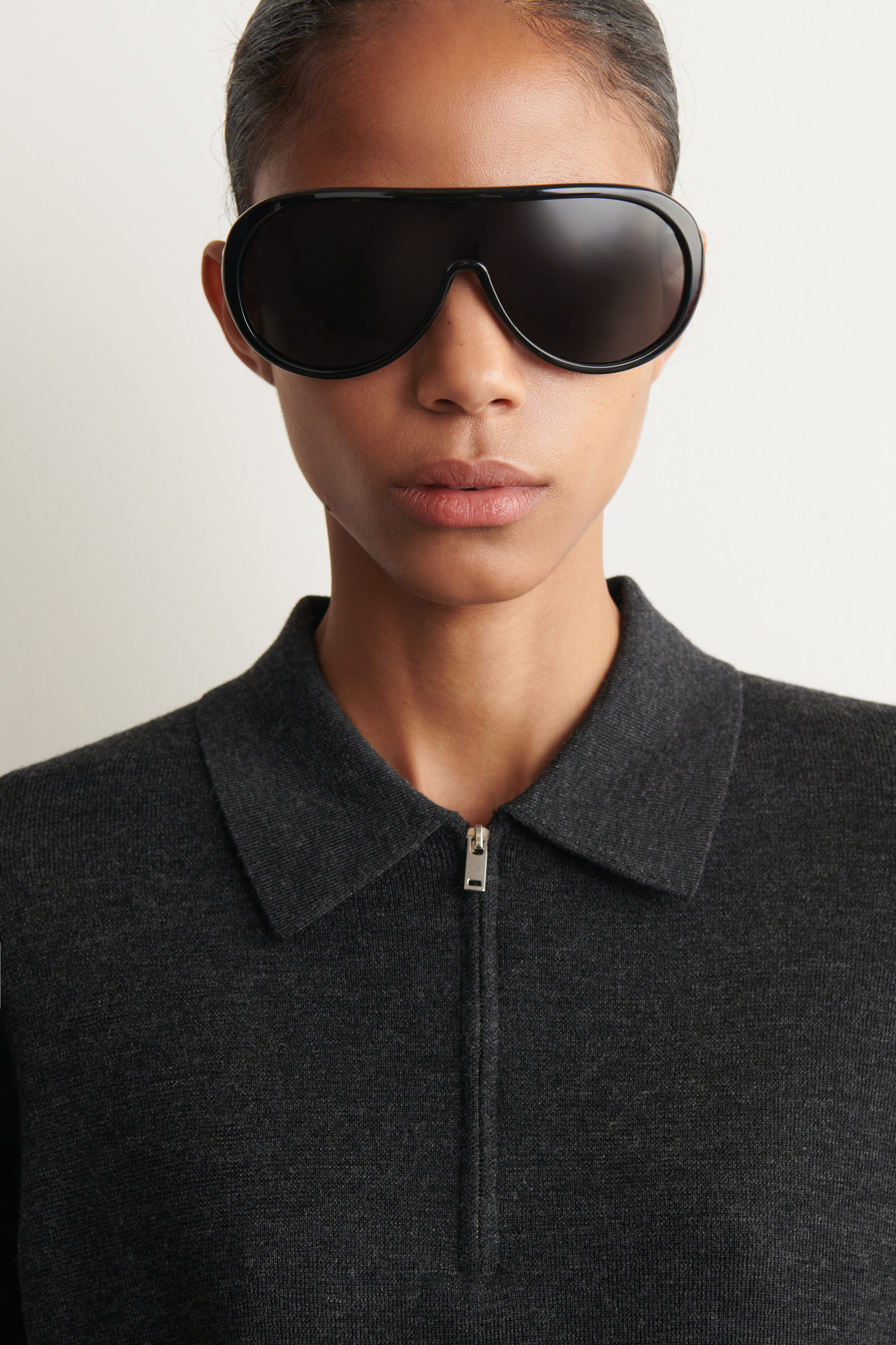MERINO WOOL ZIP-UP POLO SHIRT - CHARCOAL | COS US