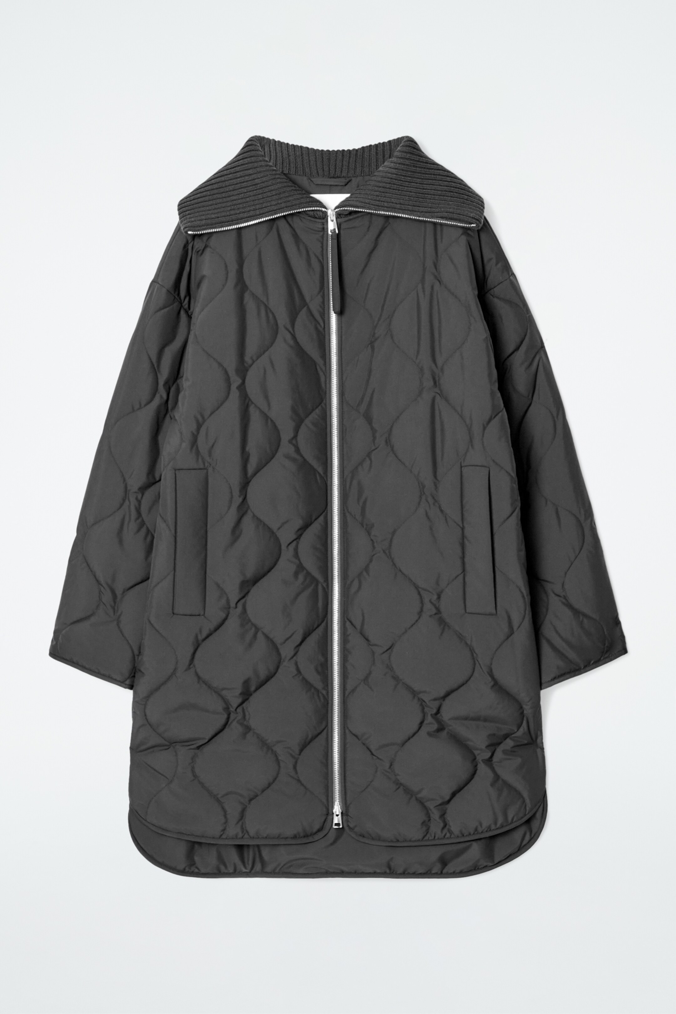 Ver imagem maior: CASACO ACOLCHOADO COM GOLA CANELADA - PRETO - SENHORA | H&M PT 6
