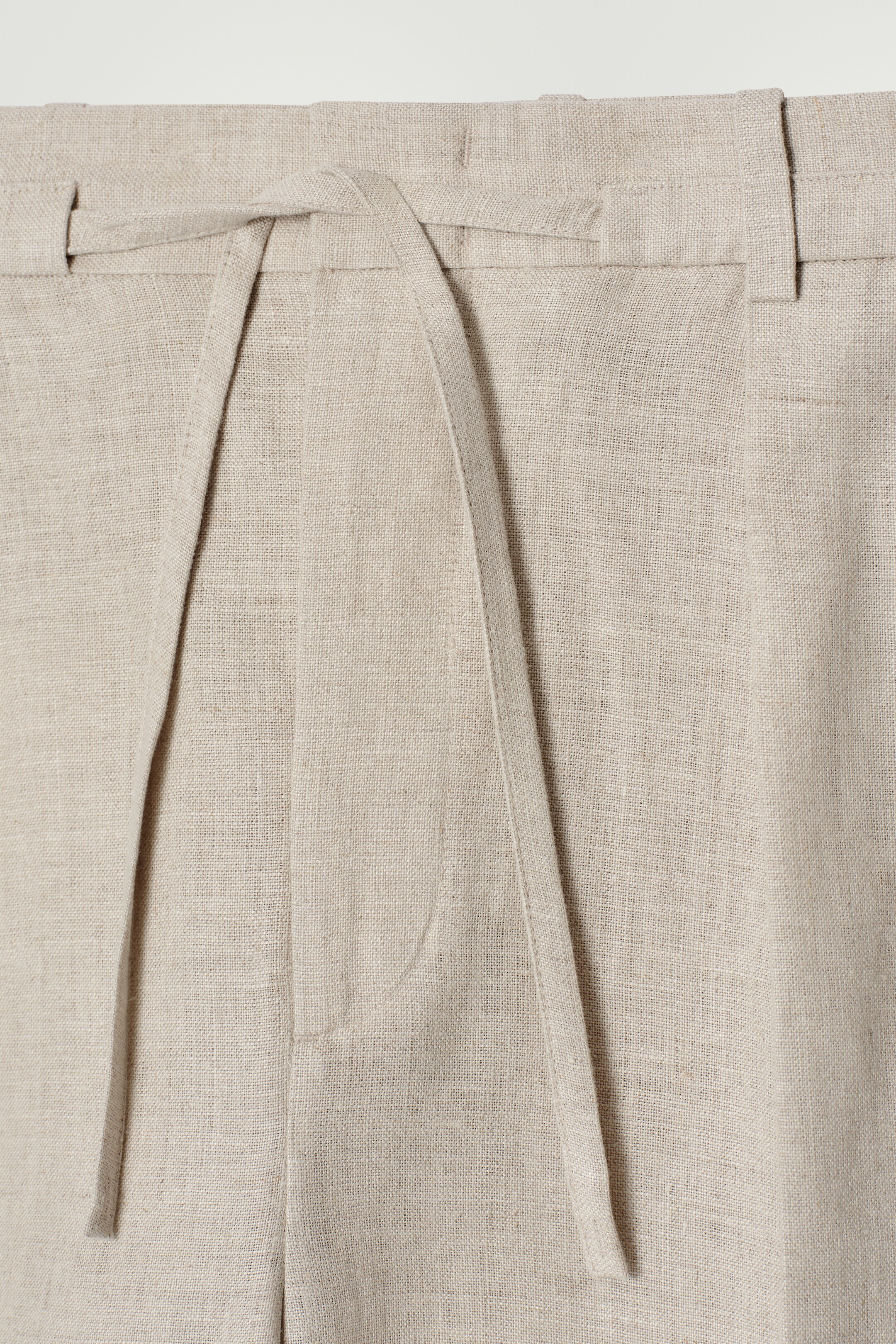 Visualizza immagine più grande: SHORTS SARTORIALI IN LINO CON COULISSE - BEIGE / NON TINTO - UOMO | H&M IT 8
