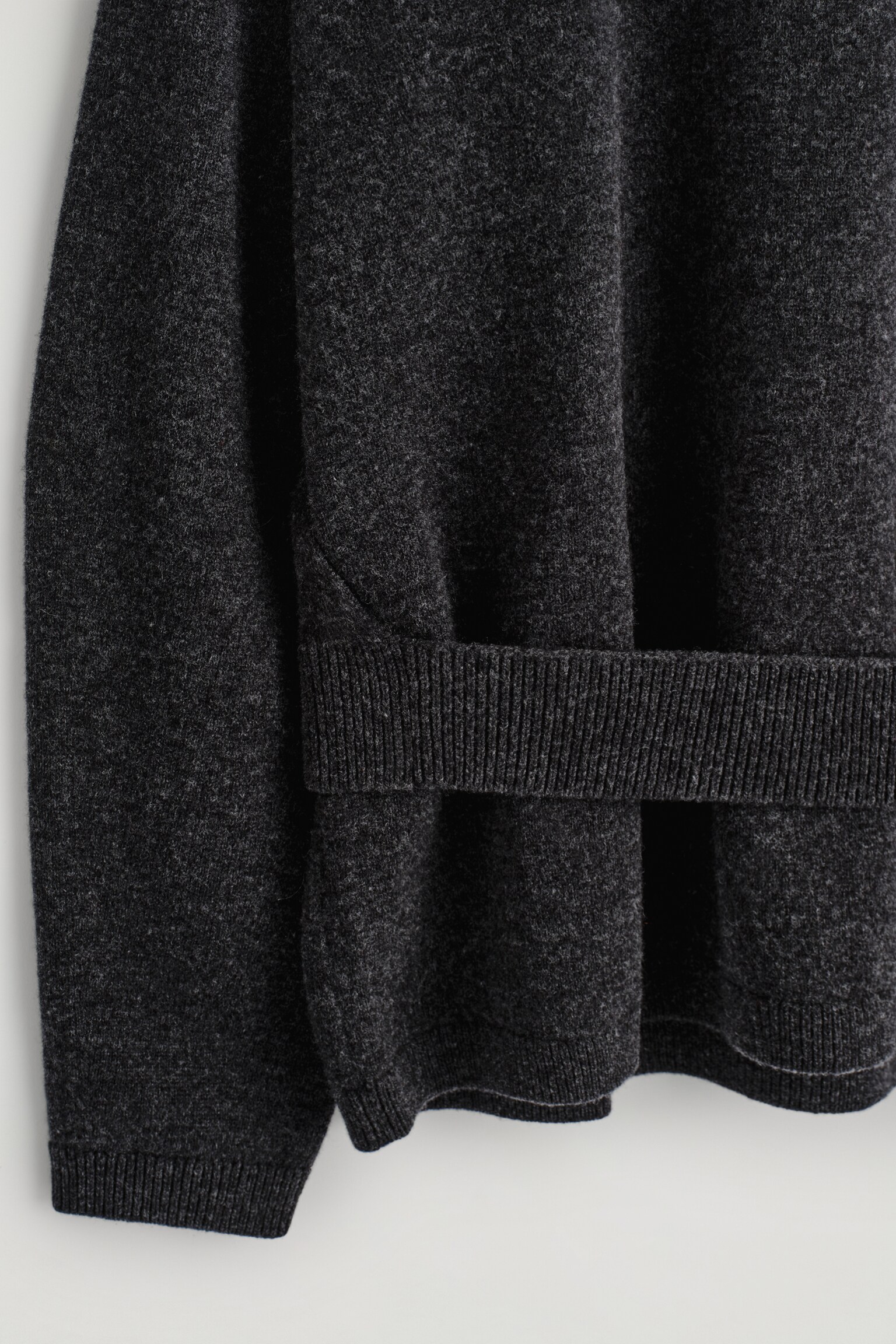 סוודר מרינו עם חגורה - פחם מלנג’/כחול פלדה - 6