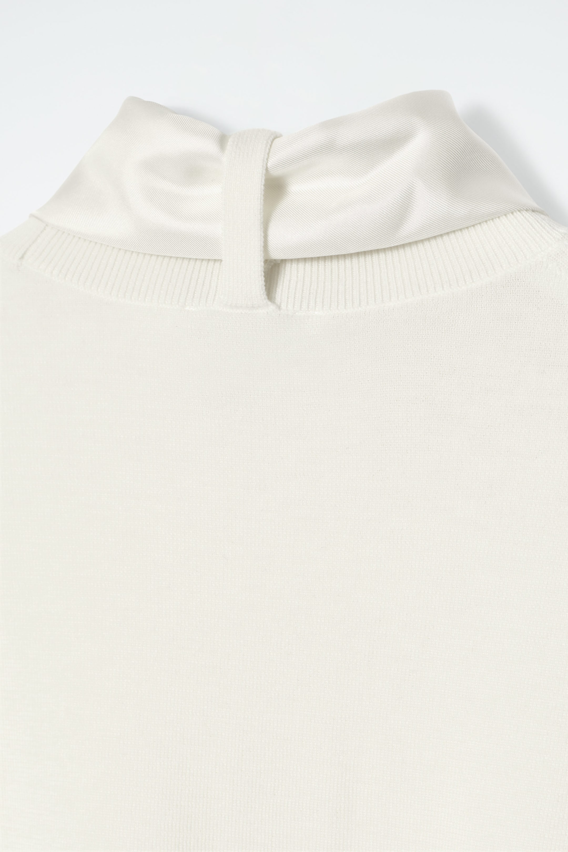 StillMedia/DescriptiveDetail