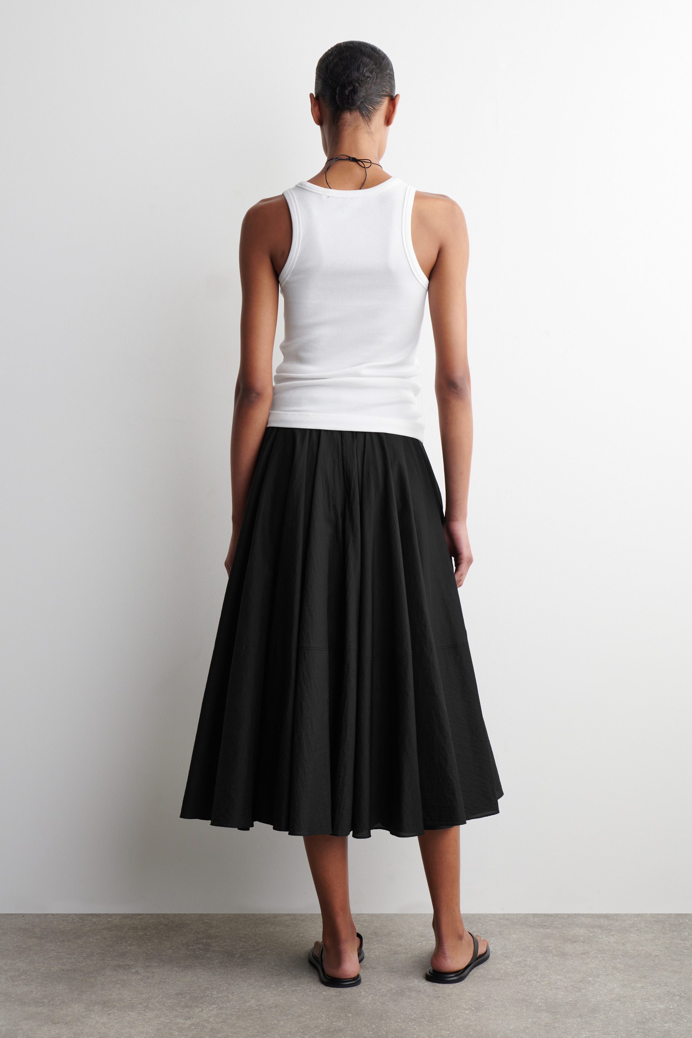 CIRCLE-CUT MIDI SKIRT - BLACK | COS