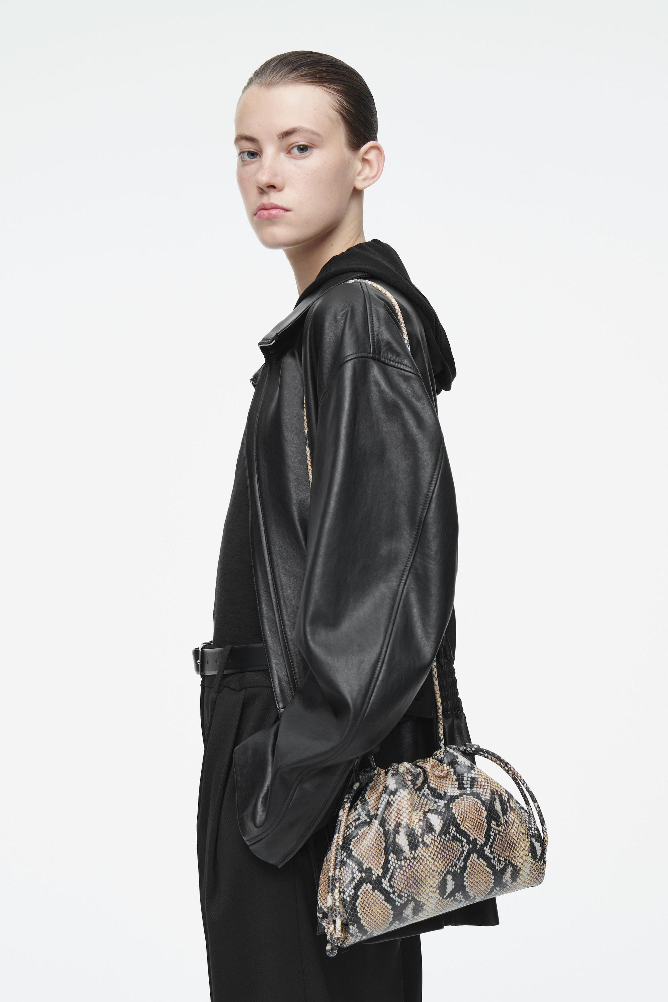 KLEINE CAVATELLI CLUTCH - LEDER