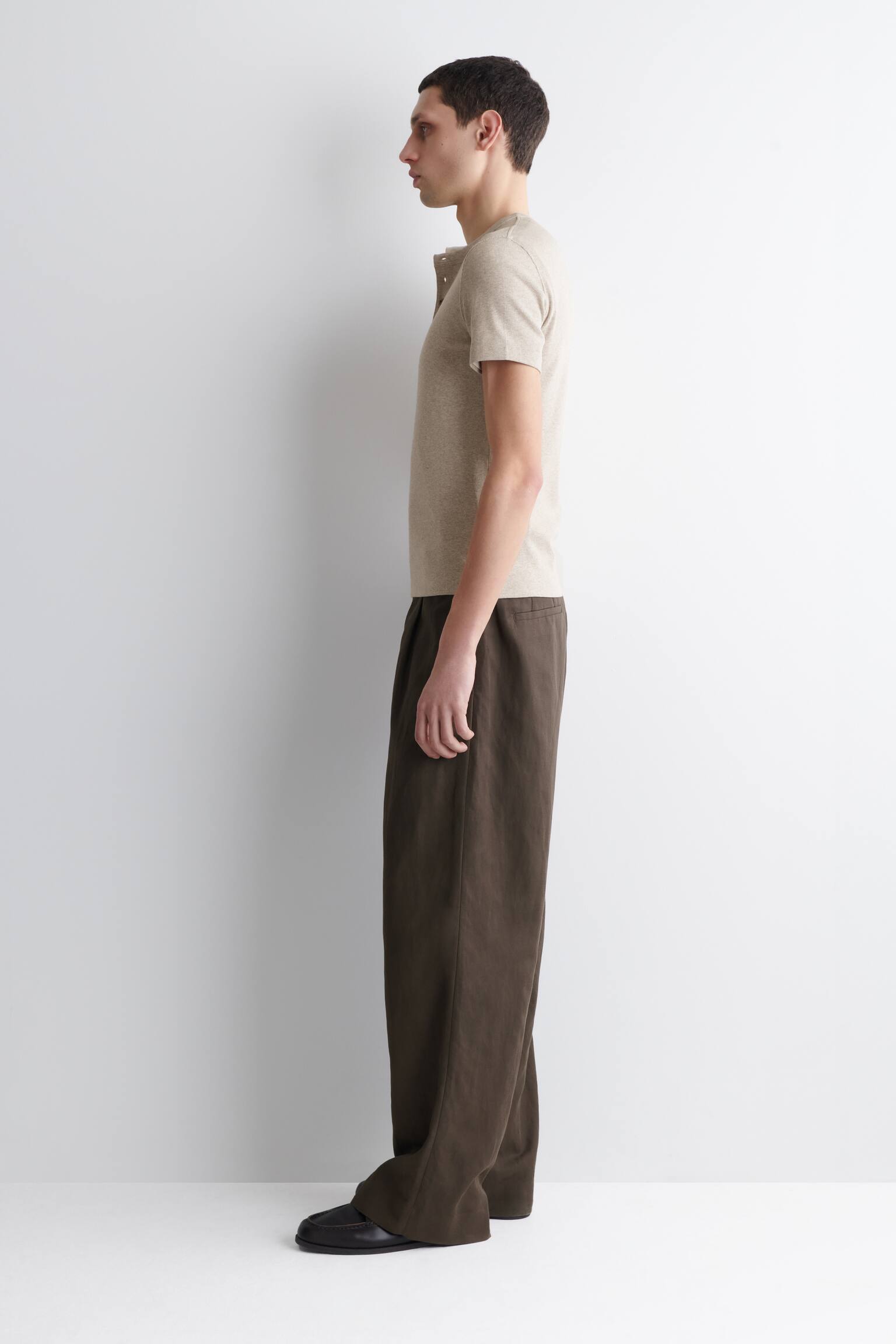 Smal ribbestrikket henley-T-skjorte - Beige melert - 5