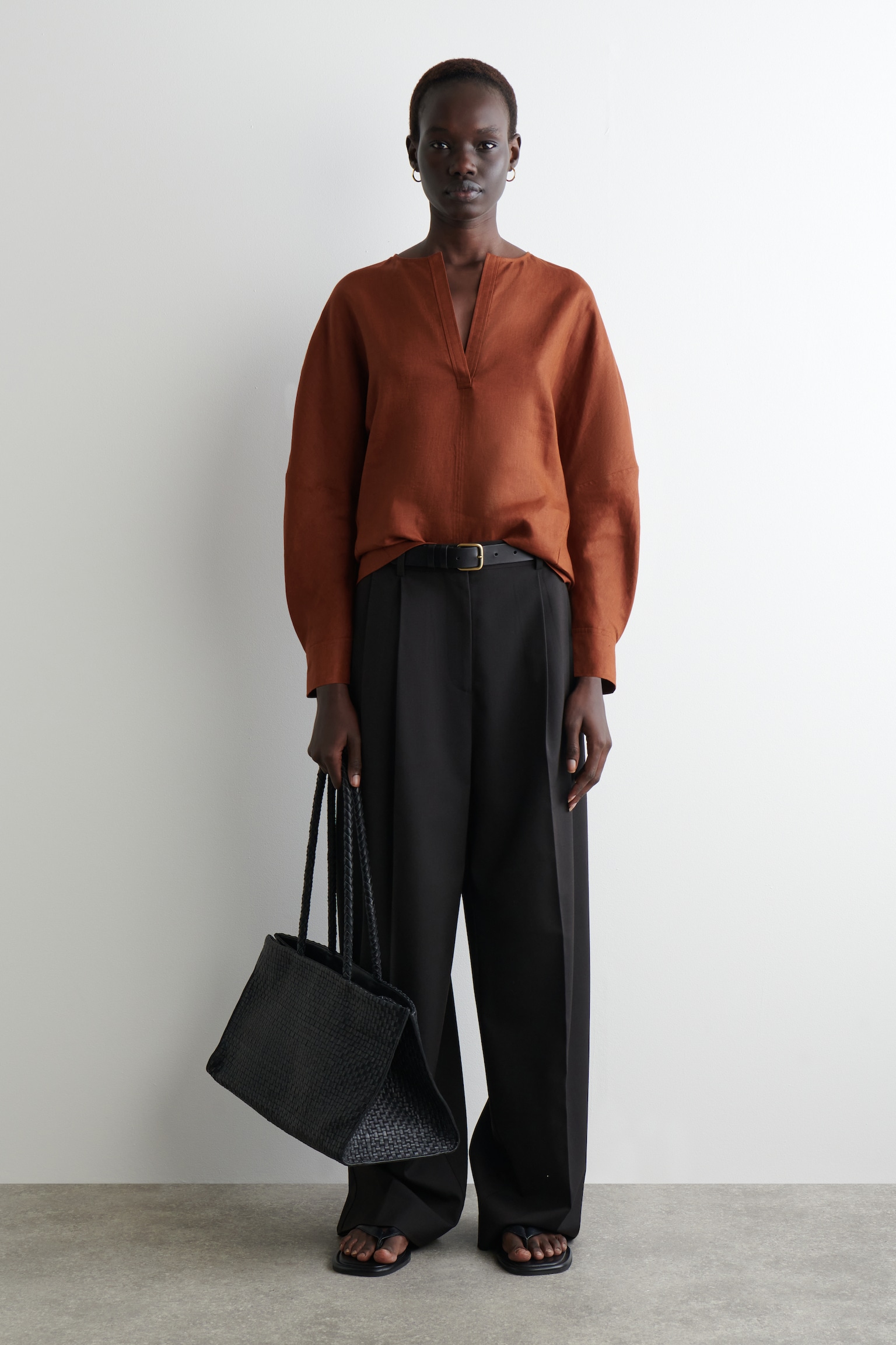 VOLUMINOUS LINEN BLOUSE - RUST RED/DARK BLUE - 5