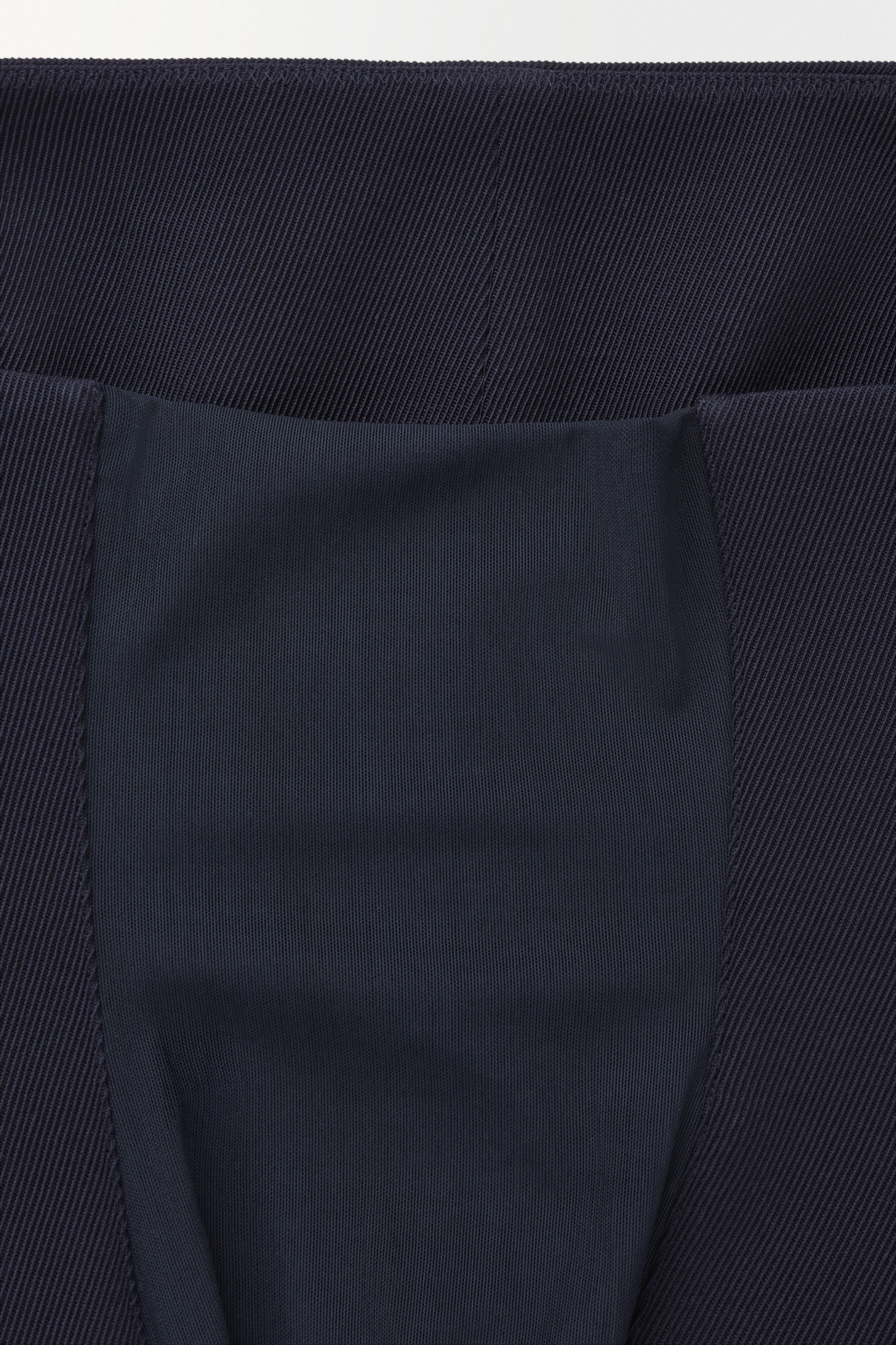 StillMedia/DescriptiveDetail