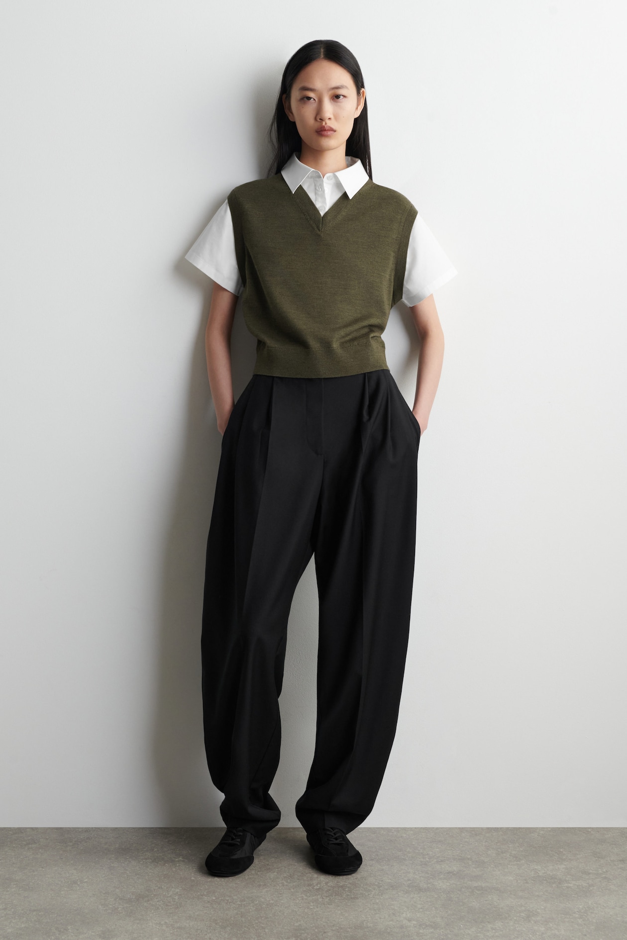 LAYERED MERINO WOOL SHIRT VEST — KHAKI / WHITE
