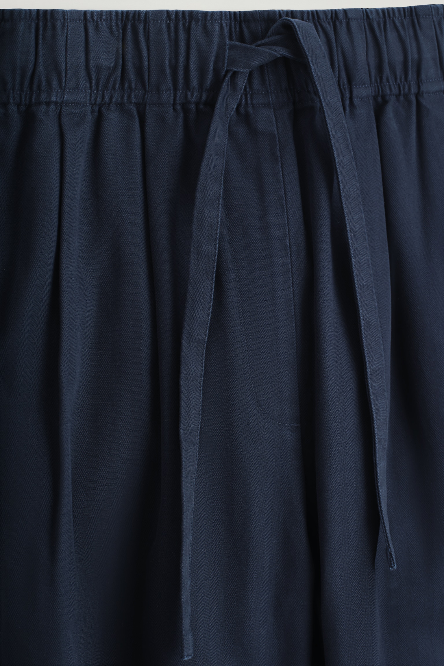 COTTON TAPERED DRAWSTRING TROUSERS - NAVY/LIGHT BEIGE/WHITE - 4